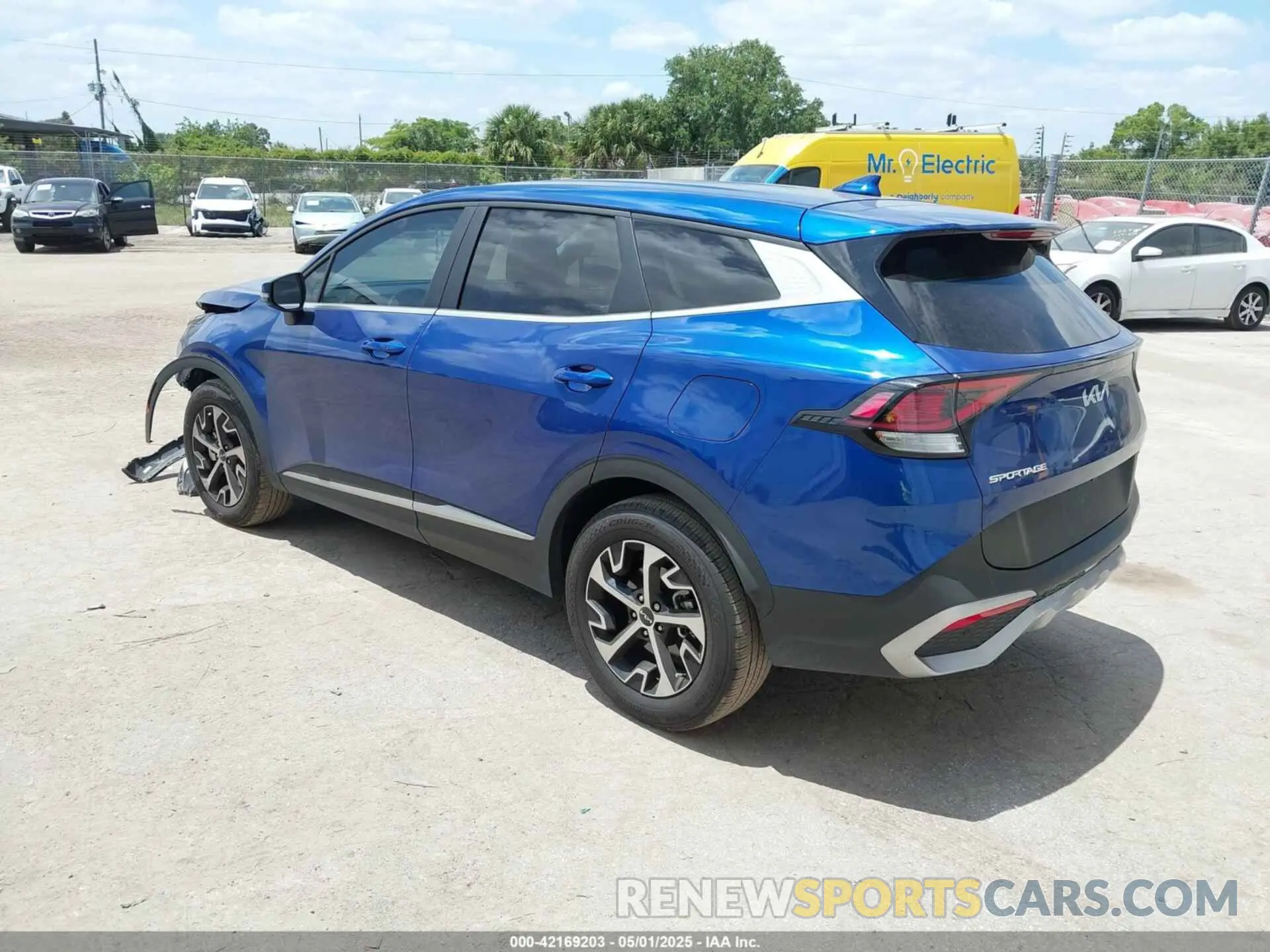 3 Photograph of a damaged car 5XYK33DF2RG143393 KIA SPORTAGE 2024