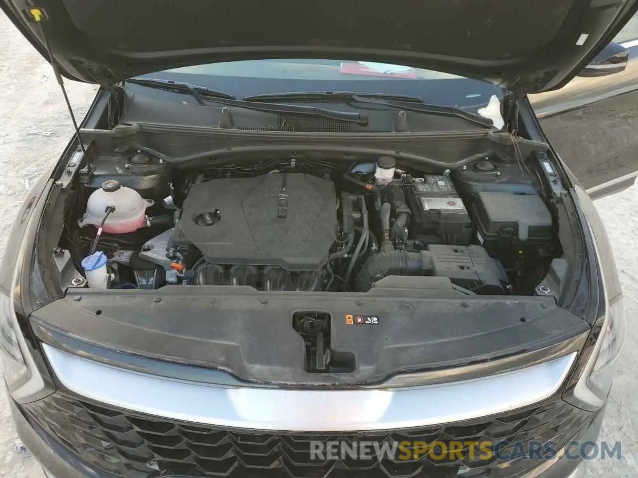 11 Photograph of a damaged car 5XYK33DF2RG186423 KIA SPORTAGE 2024