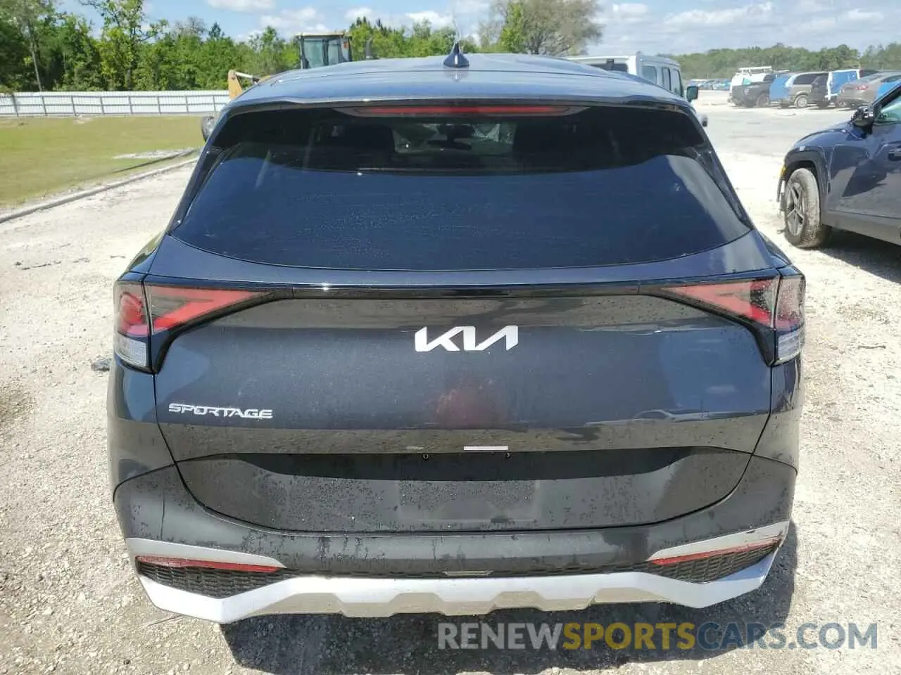 6 Photograph of a damaged car 5XYK33DF5RG167428 KIA SPORTAGE 2024