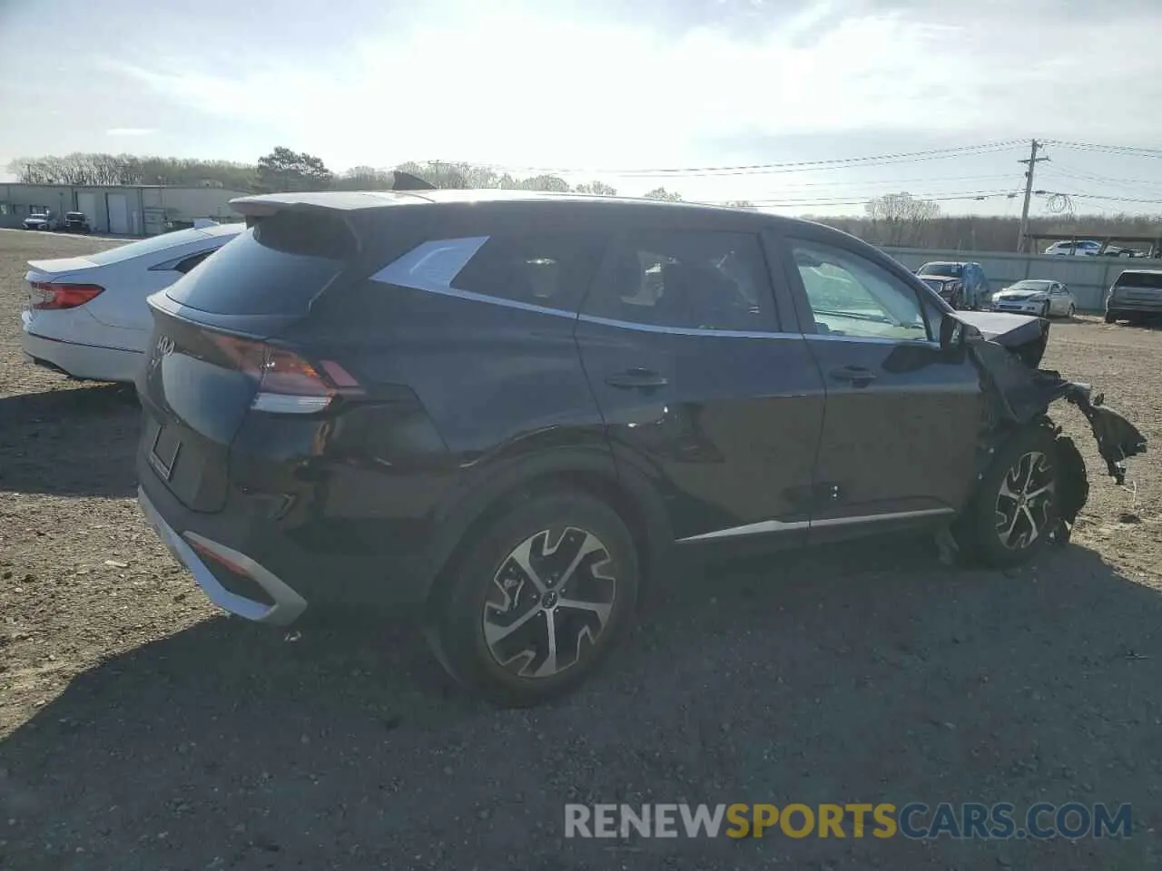 3 Photograph of a damaged car 5XYK33DF5RG213209 KIA SPORTAGE 2024