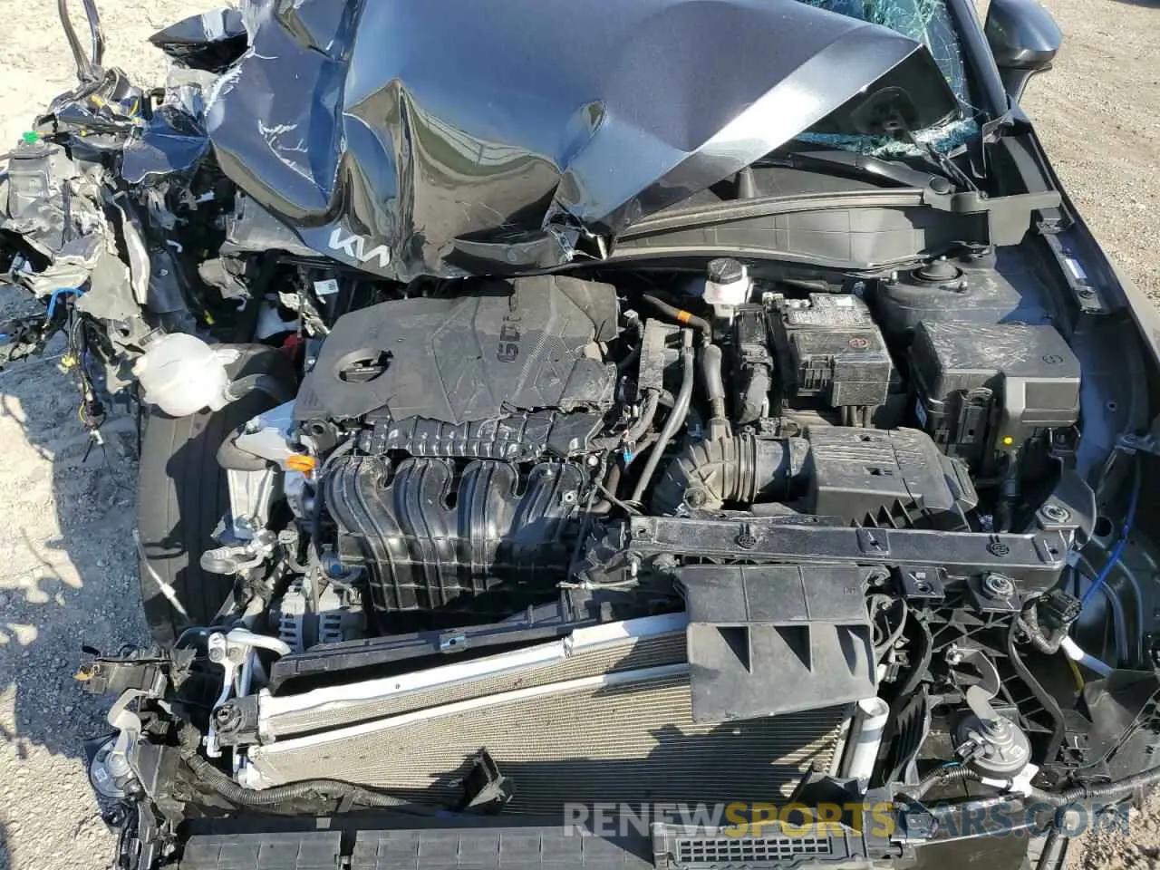 12 Photograph of a damaged car 5XYK33DF6RG148757 KIA SPORTAGE 2024