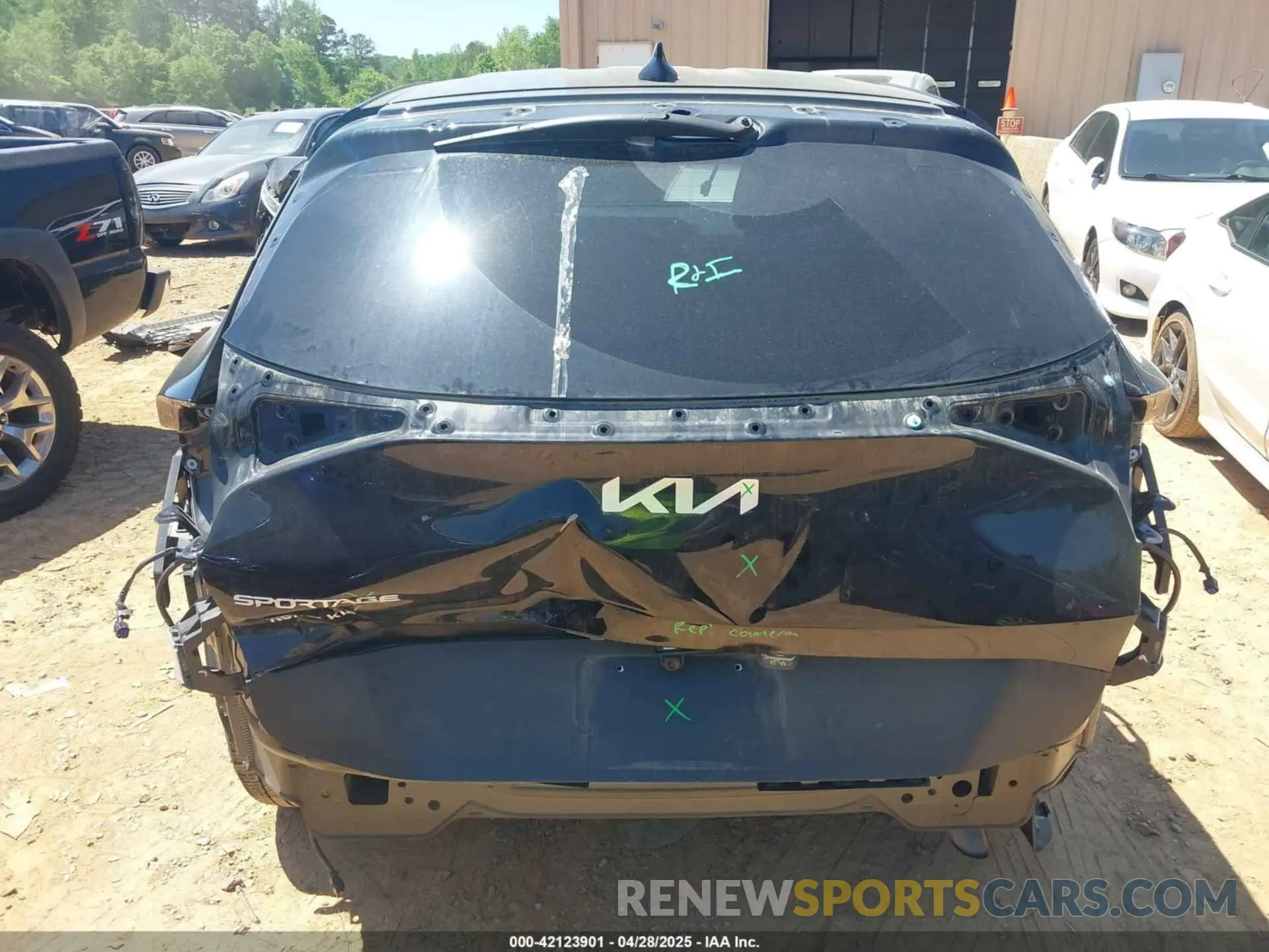 16 Photograph of a damaged car 5XYK33DF6RG190233 KIA SPORTAGE 2024