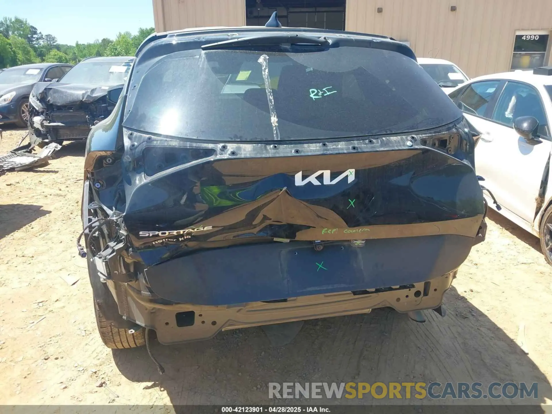 6 Photograph of a damaged car 5XYK33DF6RG190233 KIA SPORTAGE 2024