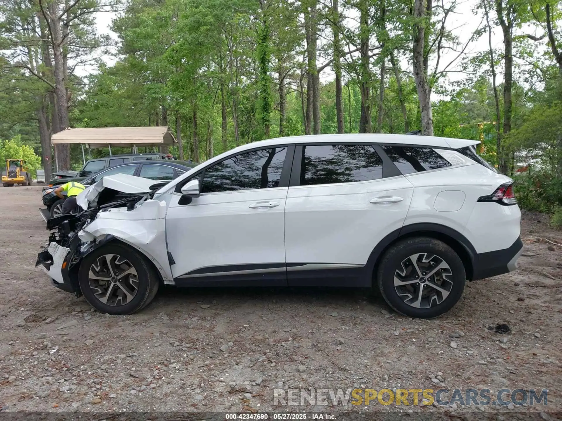 14 Photograph of a damaged car 5XYK33DF7RG232361 KIA SPORTAGE 2024