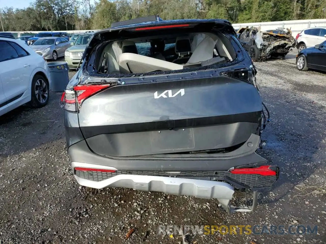 6 Photograph of a damaged car 5XYK33DF8RG189987 KIA SPORTAGE 2024