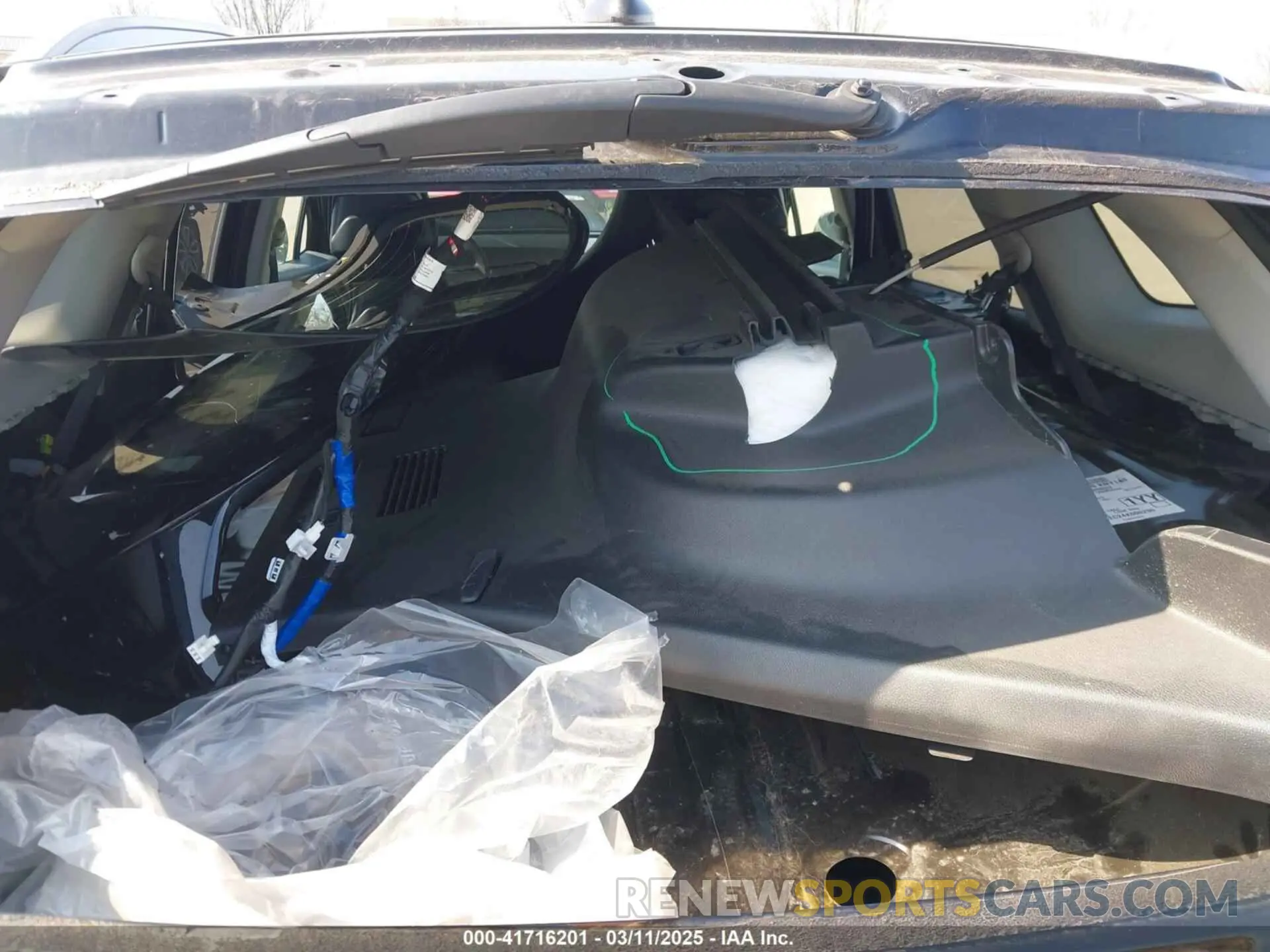 12 Photograph of a damaged car 5XYK3CDF0RG174965 KIA SPORTAGE 2024