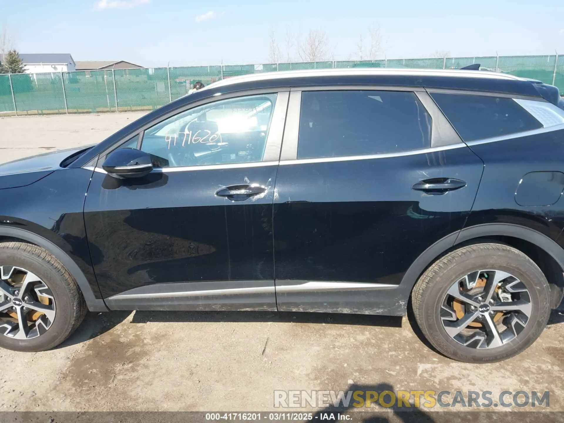 15 Photograph of a damaged car 5XYK3CDF0RG174965 KIA SPORTAGE 2024