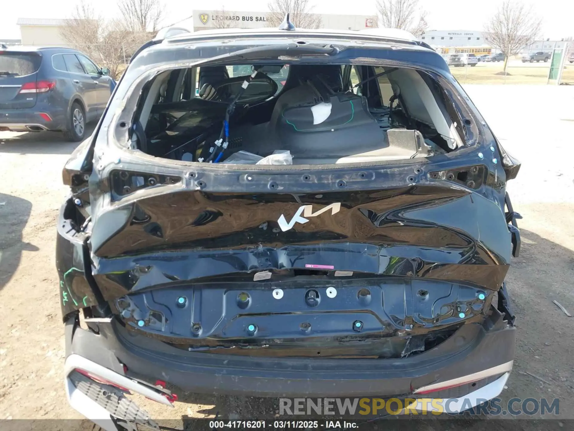 6 Photograph of a damaged car 5XYK3CDF0RG174965 KIA SPORTAGE 2024