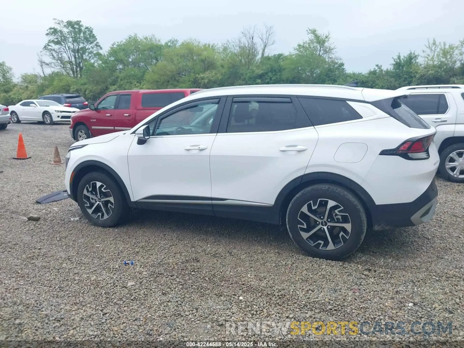 15 Photograph of a damaged car 5XYK3CDF2RG183800 KIA SPORTAGE 2024