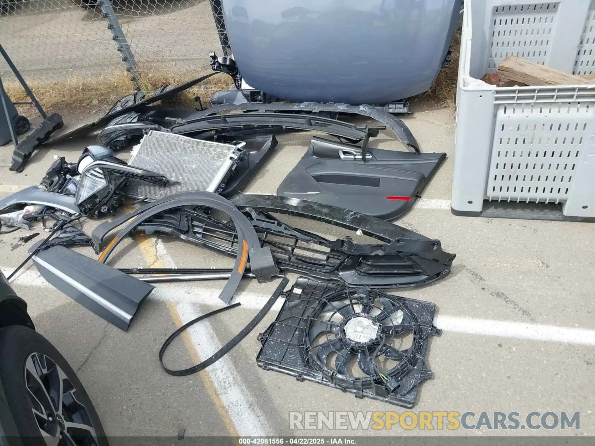 12 Photograph of a damaged car 5XYK3CDF3RG183546 KIA SPORTAGE 2024