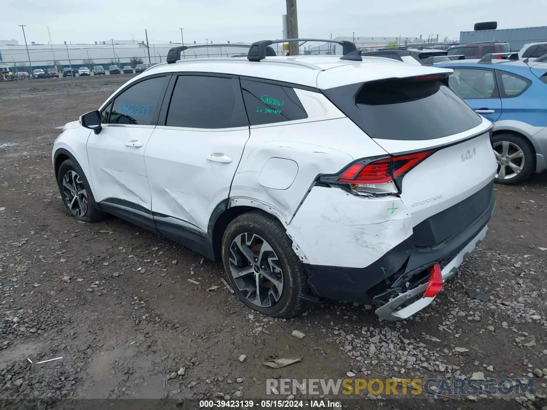 3 Photograph of a damaged car 5XYK3CDF9RG144847 KIA SPORTAGE 2024