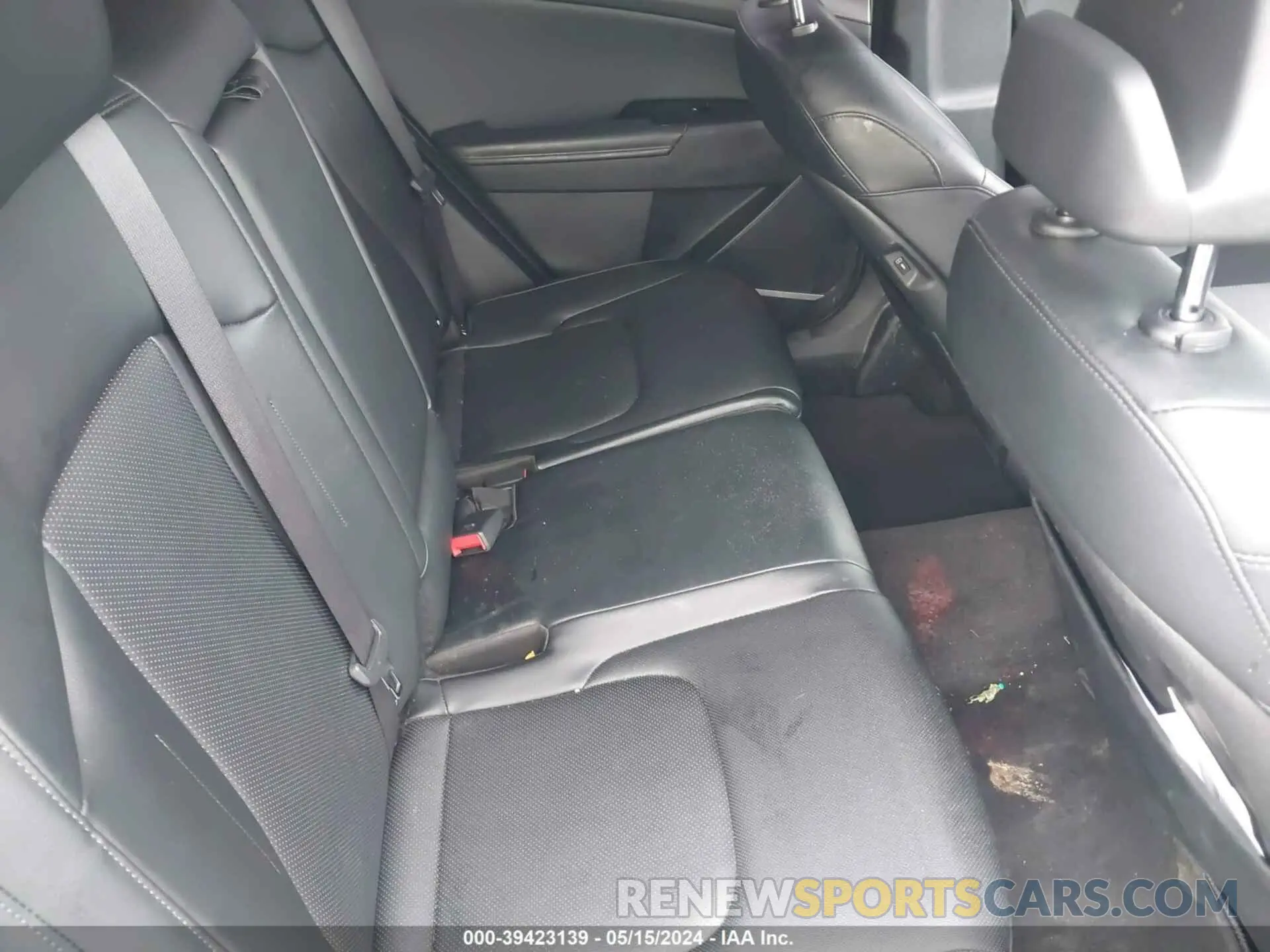 8 Photograph of a damaged car 5XYK3CDF9RG144847 KIA SPORTAGE 2024