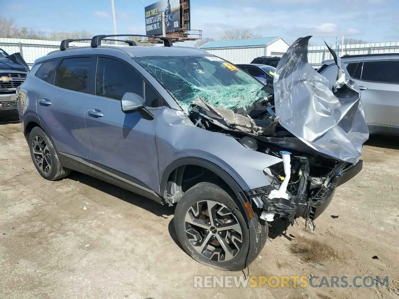 4 Photograph of a damaged car 5XYK3CDF9RG148333 KIA SPORTAGE 2024