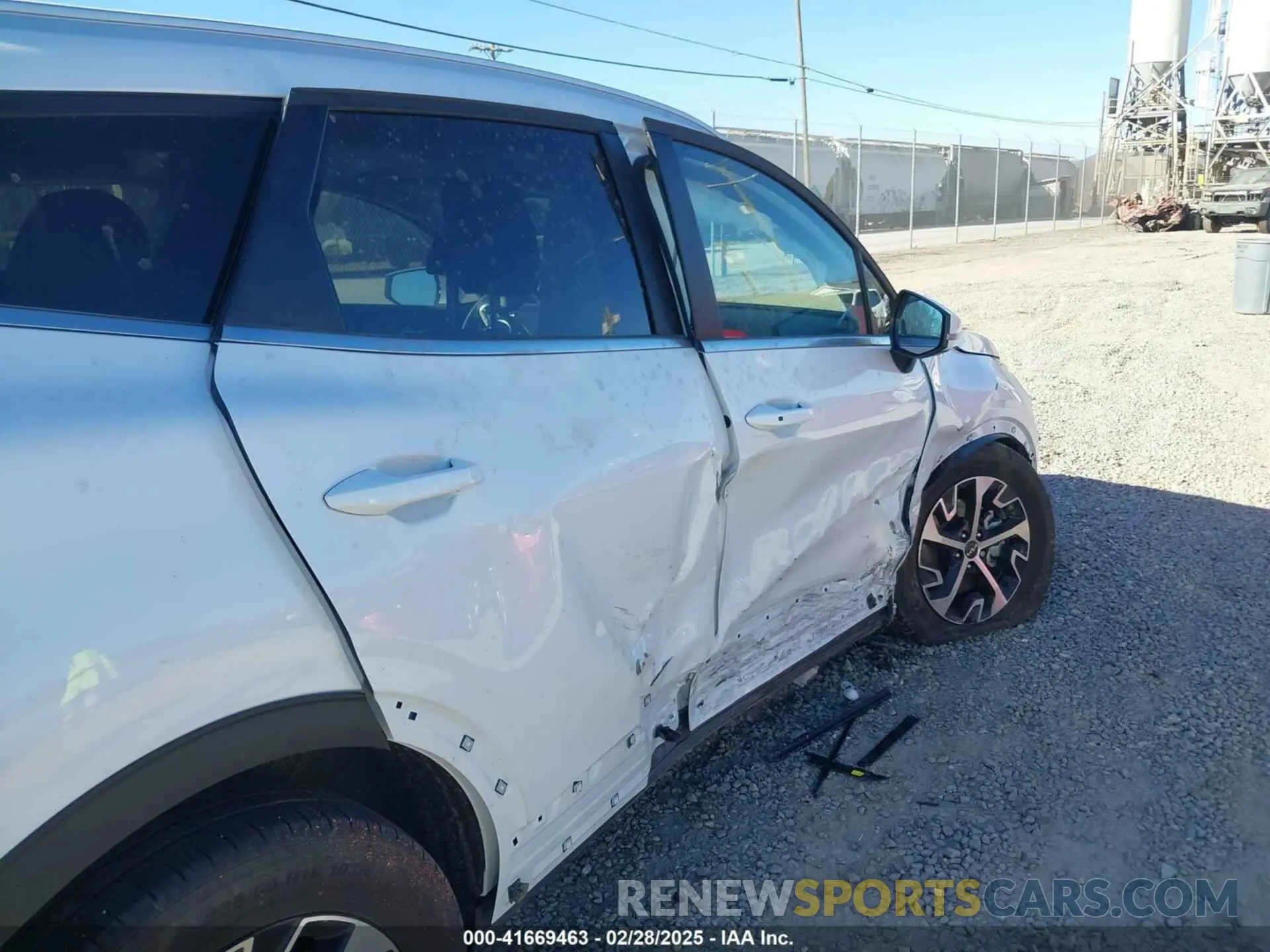 6 Photograph of a damaged car 5XYK3CDF9RG229980 KIA SPORTAGE 2024
