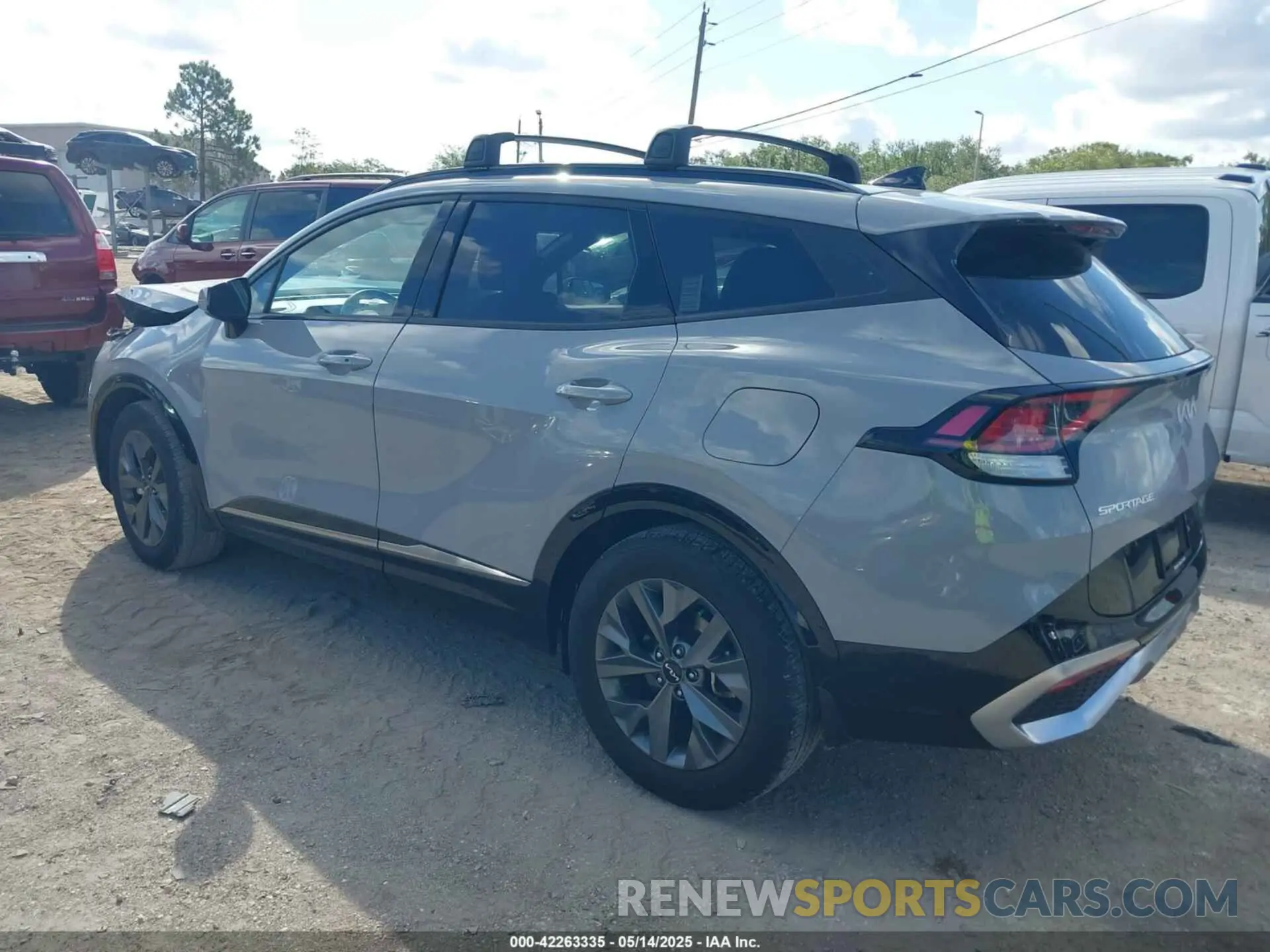 3 Photograph of a damaged car 5XYK43DF1RG154219 KIA SPORTAGE 2024