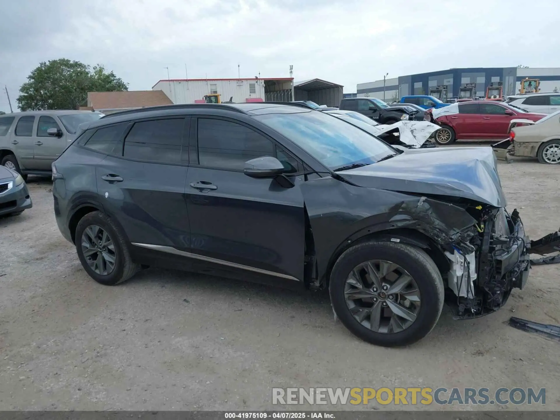 13 Photograph of a damaged car 5XYK43DF1RG157279 KIA SPORTAGE 2024