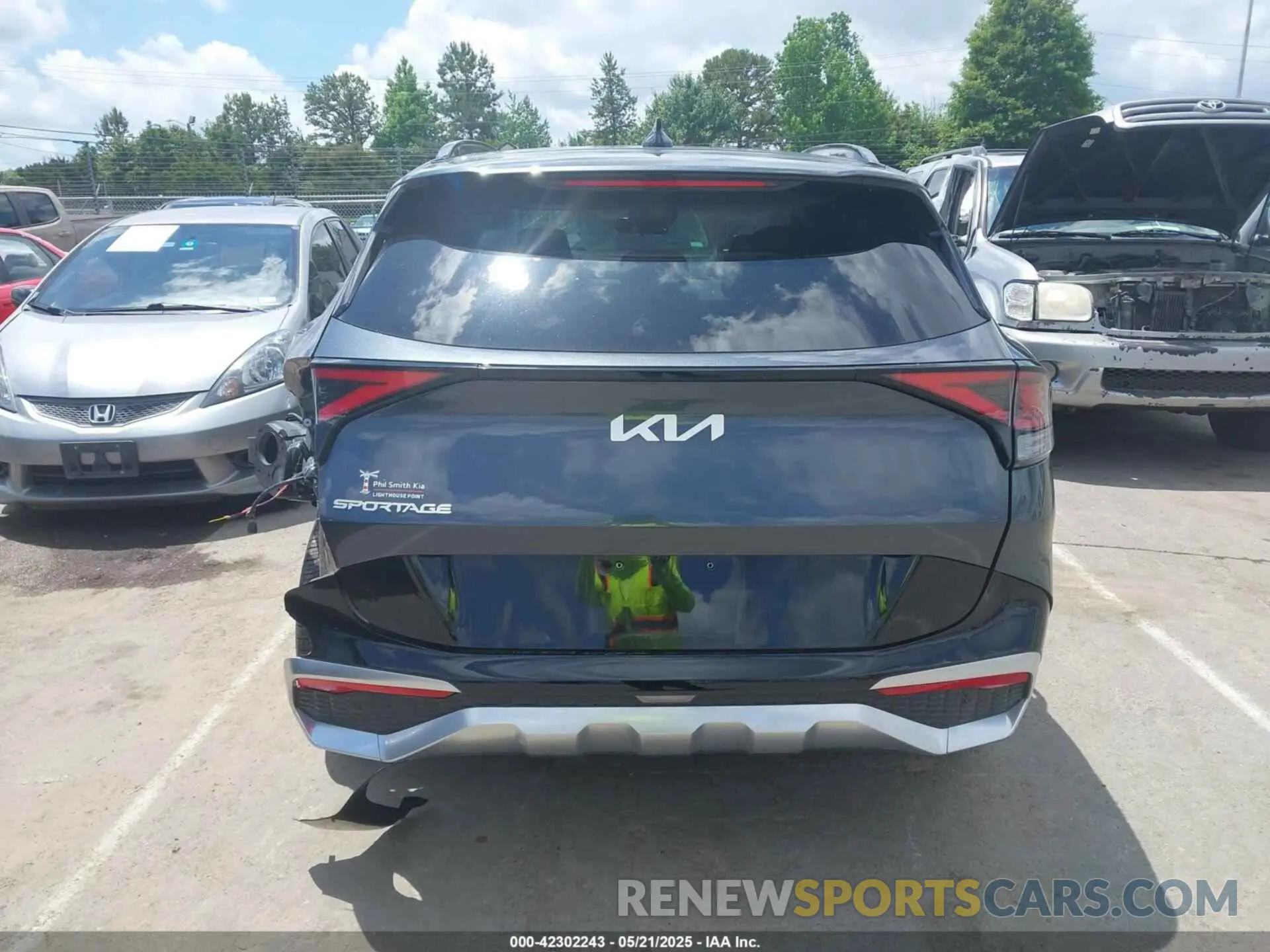 16 Photograph of a damaged car 5XYK43DF3RG155369 KIA SPORTAGE 2024