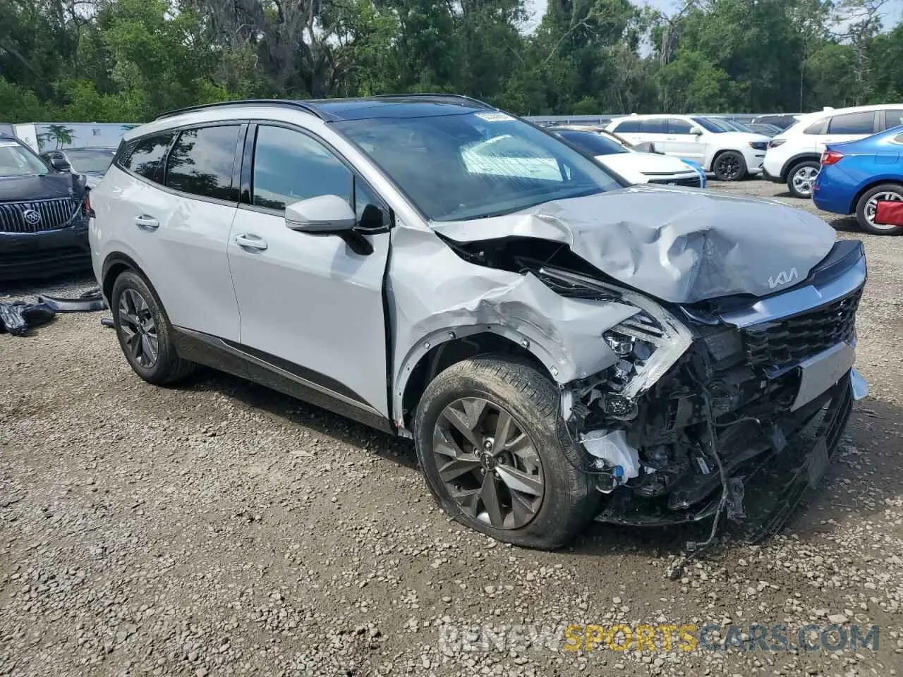4 Photograph of a damaged car 5XYK43DF7RG196944 KIA SPORTAGE 2024