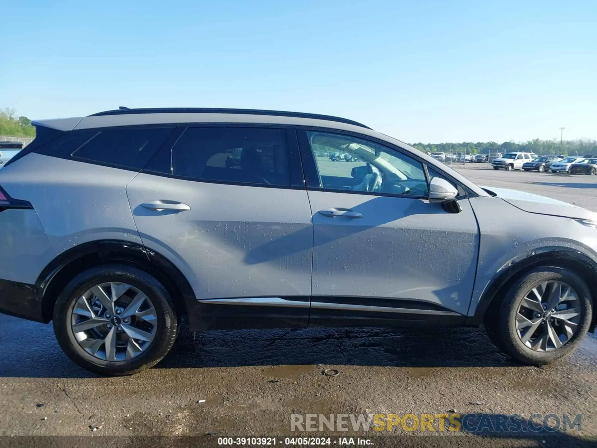 13 Photograph of a damaged car 5XYK43DF8RG187525 KIA SPORTAGE 2024