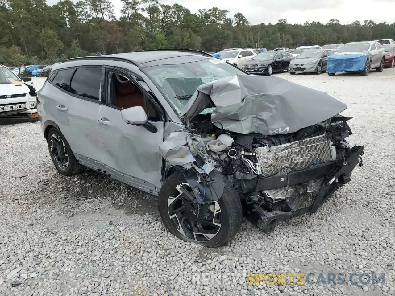 4 Photograph of a damaged car 5XYK53DF4RG215480 KIA SPORTAGE 2024