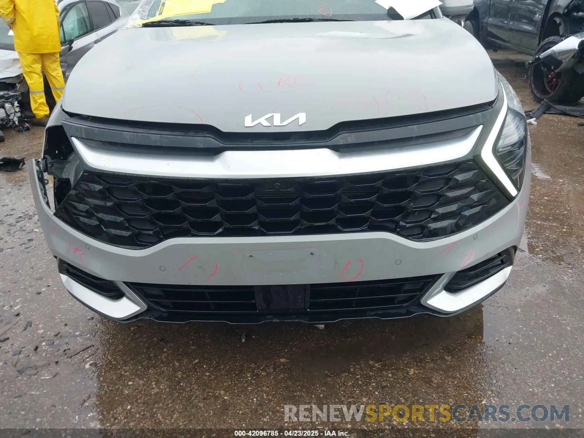 13 Photograph of a damaged car 5XYK53DFXRG174997 KIA SPORTAGE 2024