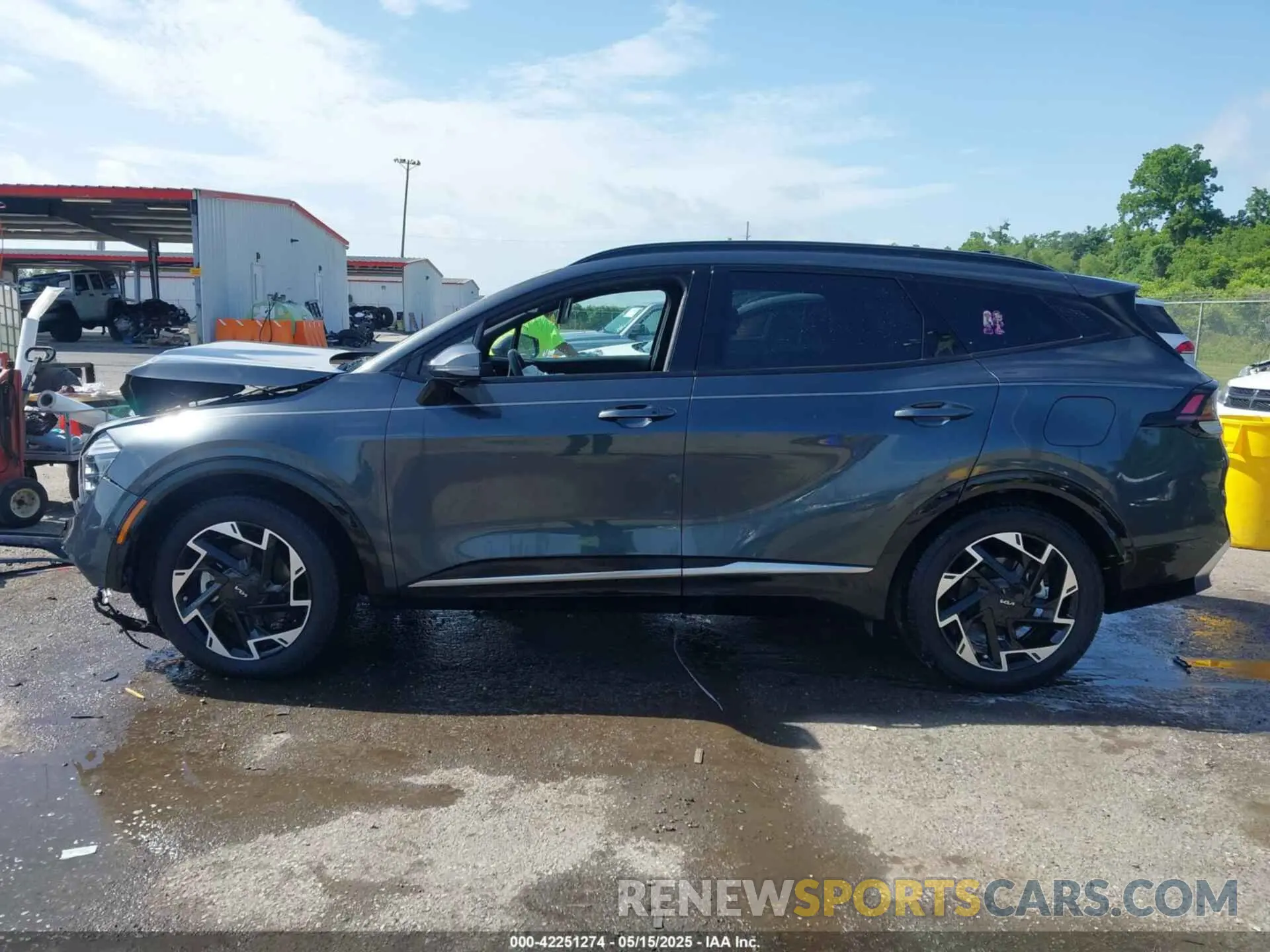 14 Photograph of a damaged car 5XYK53DFXRG206217 KIA SPORTAGE 2024