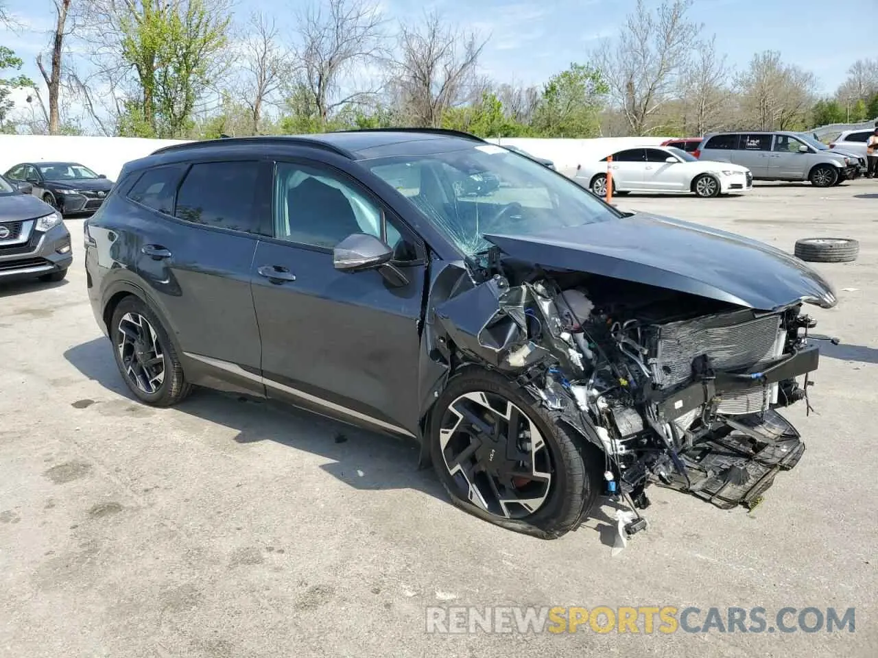 4 Photograph of a damaged car 5XYK53DFXRG218786 KIA SPORTAGE 2024