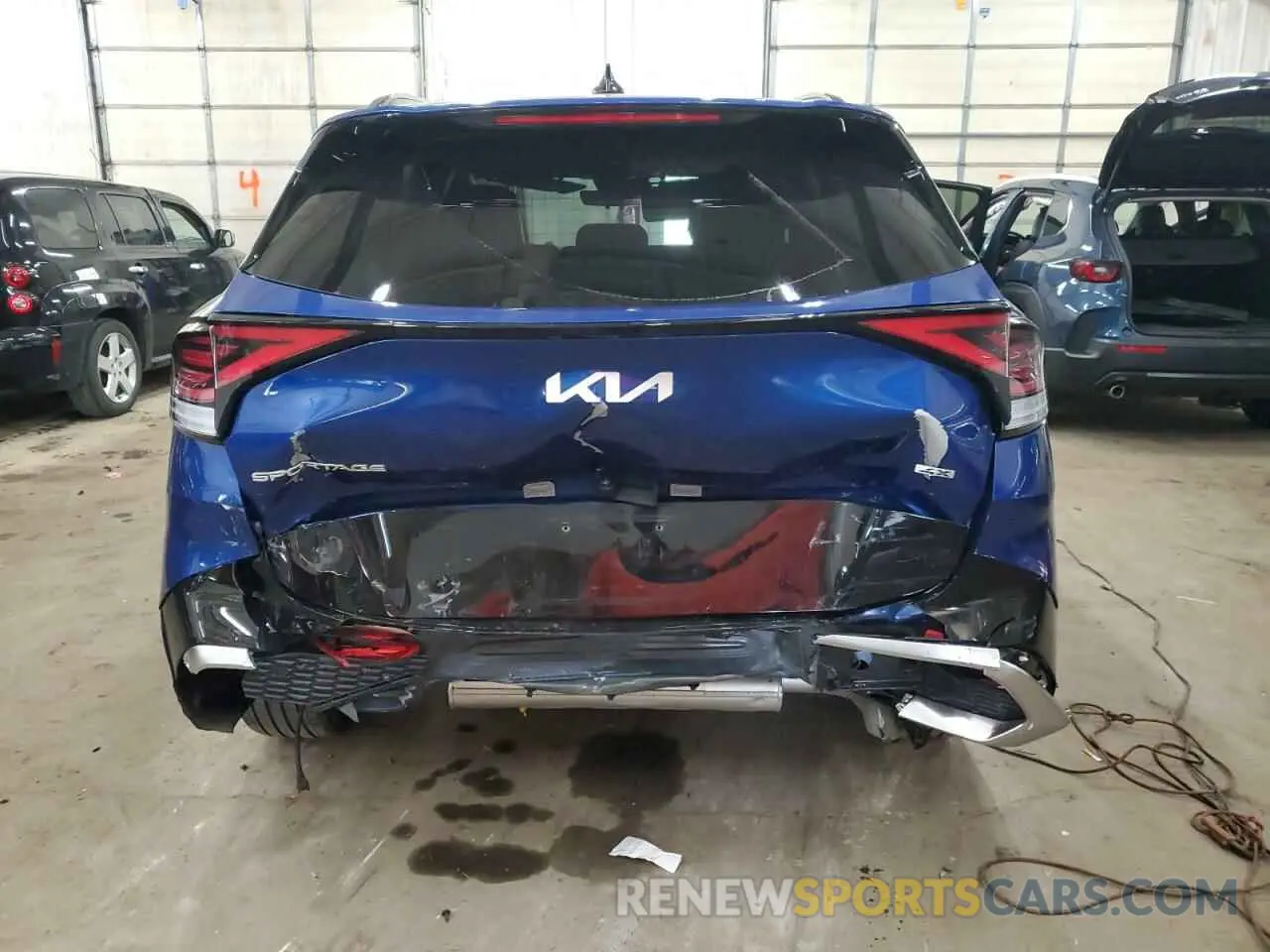 6 Photograph of a damaged car 5XYK5CDF4RG144815 KIA SPORTAGE 2024
