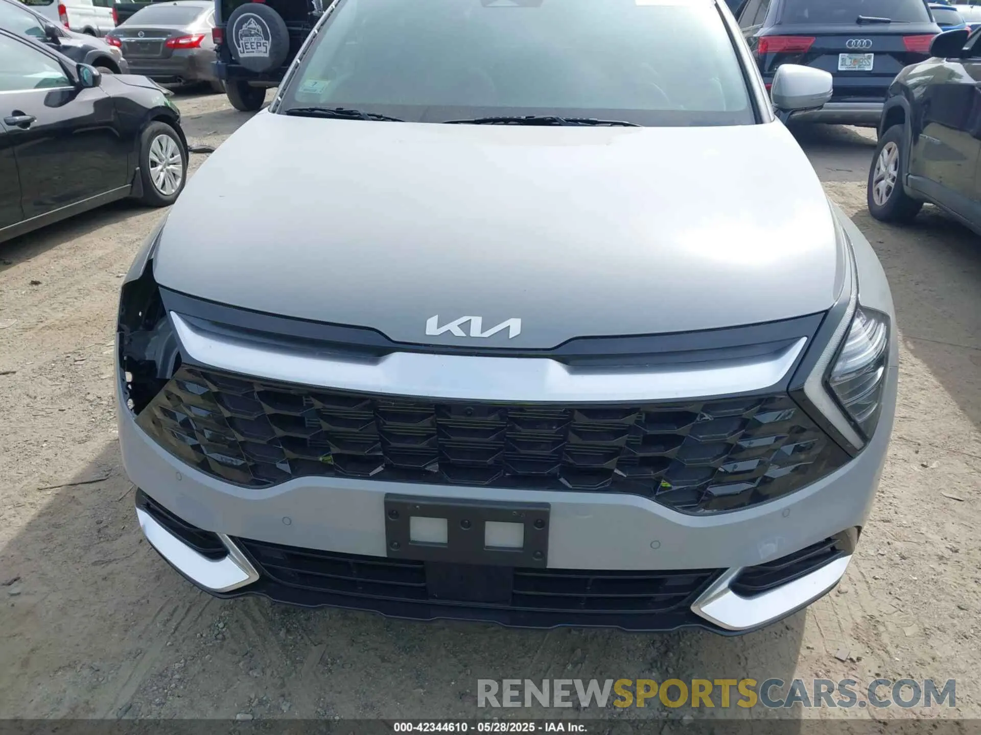 13 Photograph of a damaged car 5XYK5CDF6RG228117 KIA SPORTAGE 2024