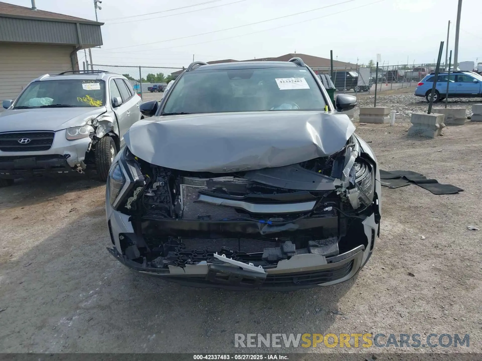 12 Photograph of a damaged car 5XYK6CDF0RG163200 KIA SPORTAGE 2024