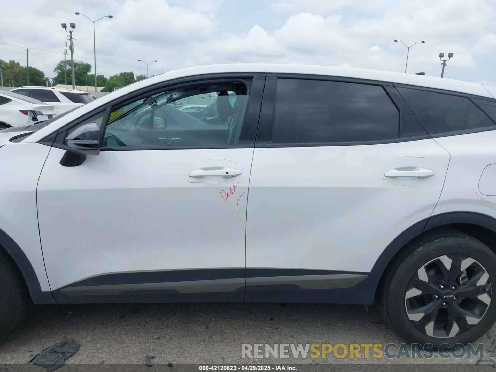 15 Photograph of a damaged car 5XYK6CDF0RG229132 KIA SPORTAGE 2024