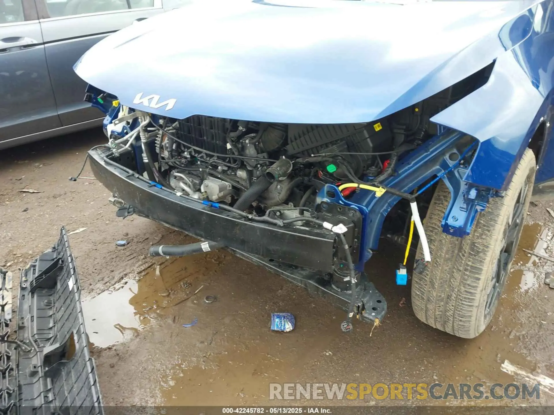 6 Photograph of a damaged car 5XYK6CDF2RG181102 KIA SPORTAGE 2024