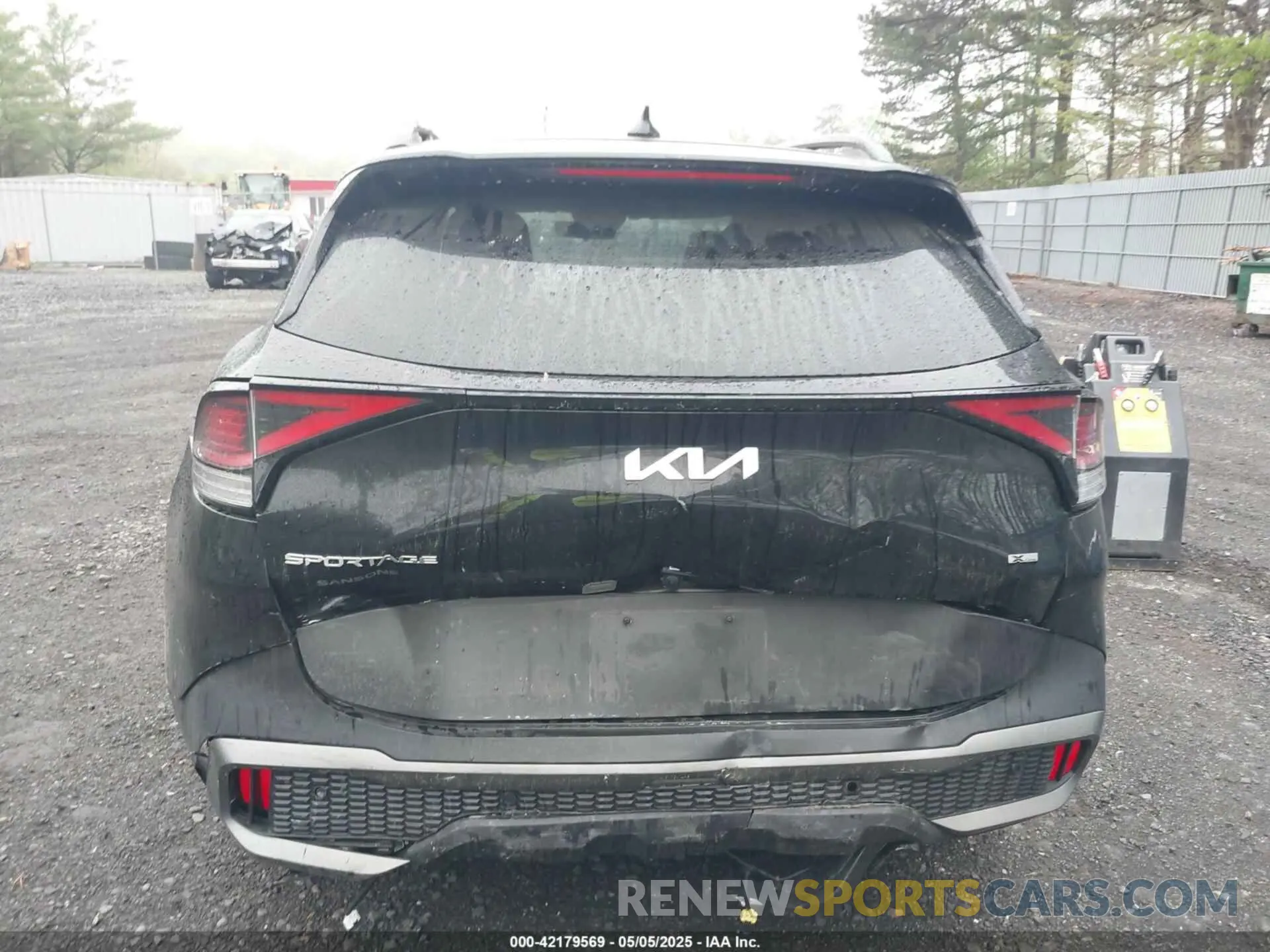 16 Photograph of a damaged car 5XYK6CDF2RG229360 KIA SPORTAGE 2024