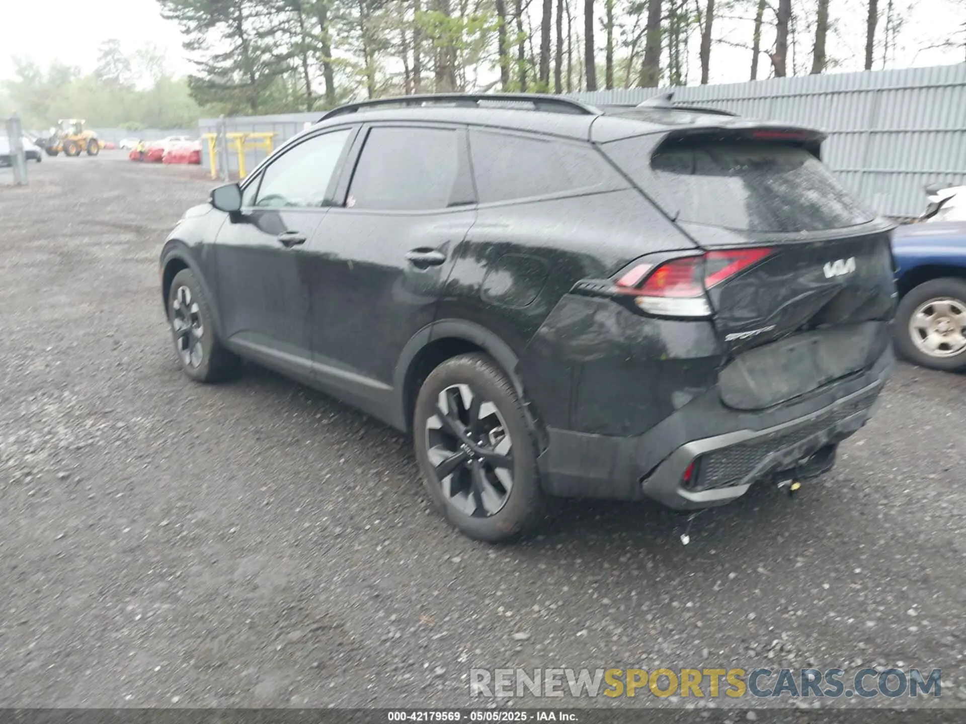 3 Photograph of a damaged car 5XYK6CDF2RG229360 KIA SPORTAGE 2024