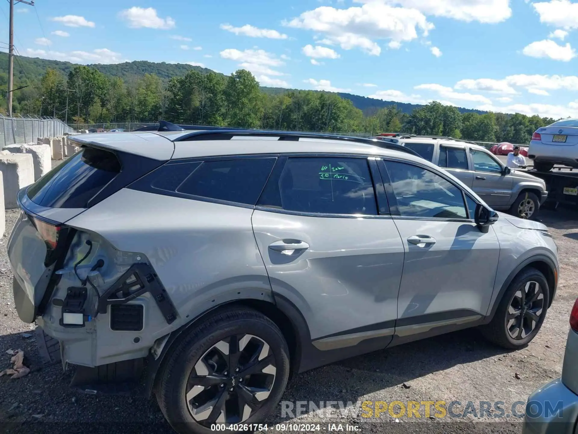 13 Photograph of a damaged car 5XYK6CDF3RG140610 KIA SPORTAGE 2024