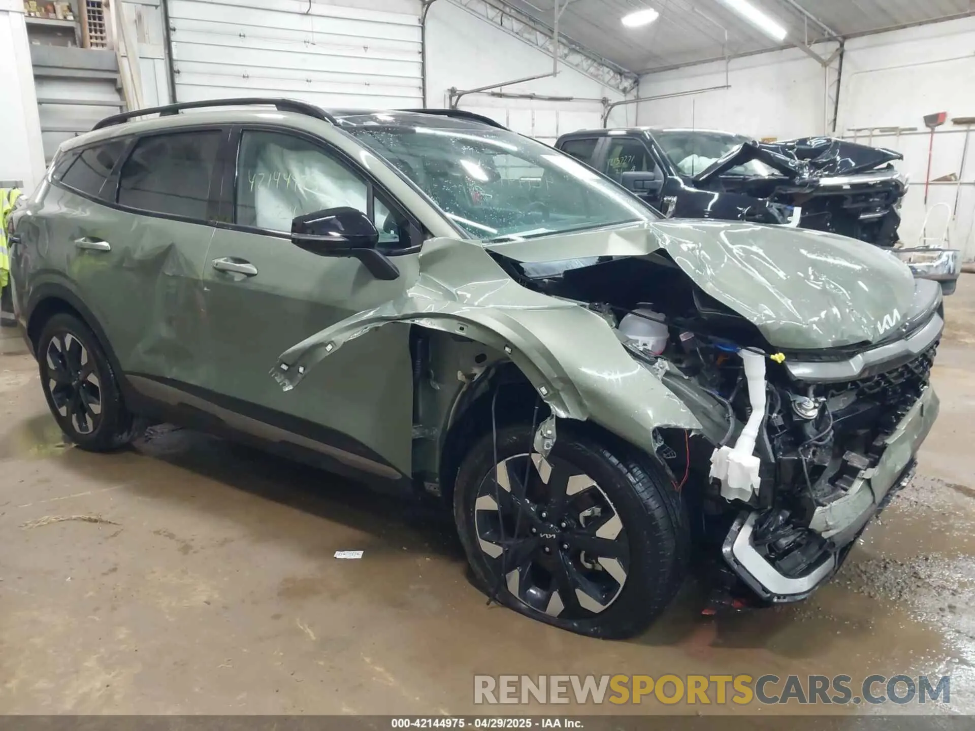 1 Photograph of a damaged car 5XYK6CDF3RG181223 KIA SPORTAGE 2024