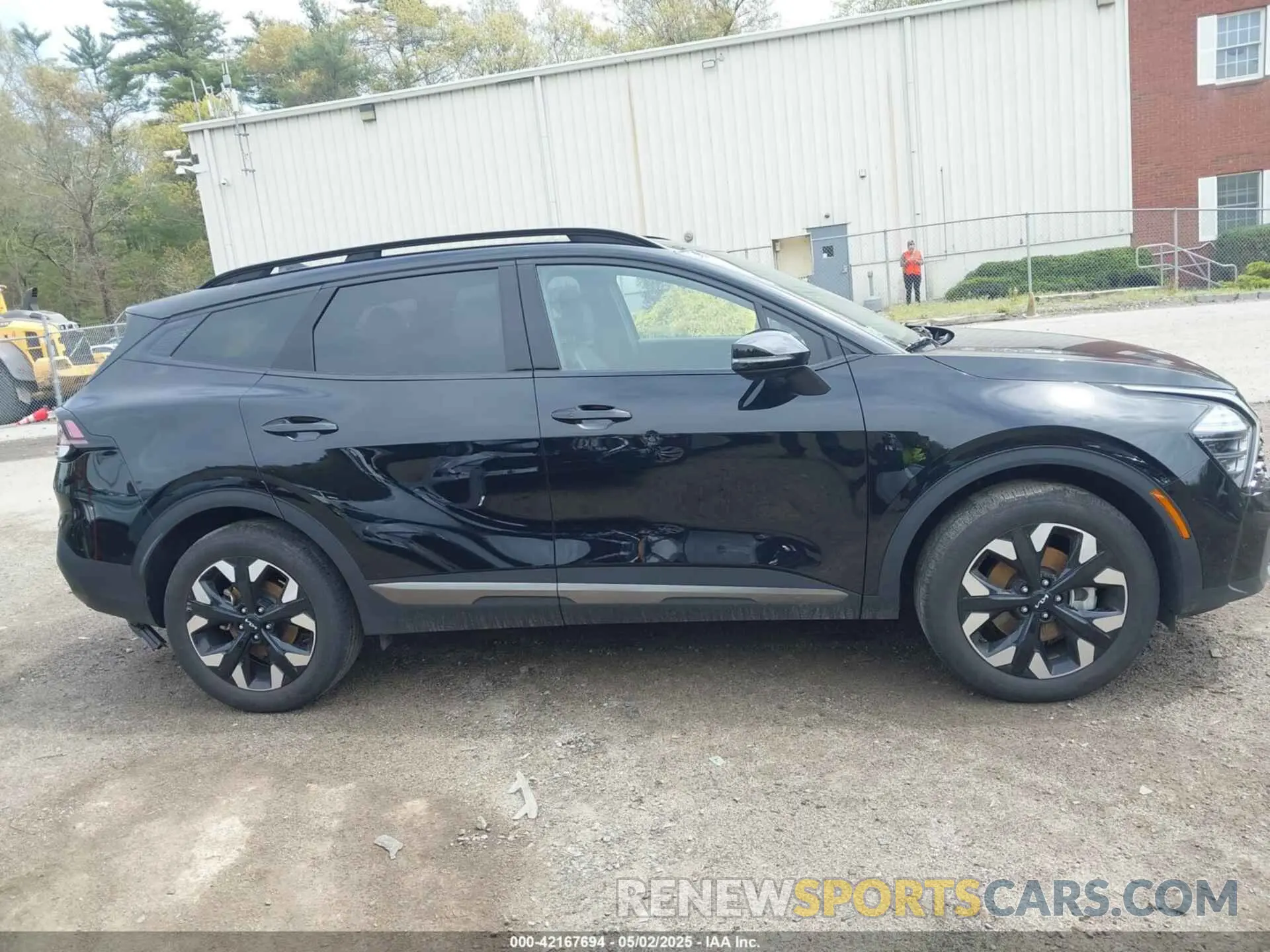 13 Photograph of a damaged car 5XYK6CDF3RG207643 KIA SPORTAGE 2024