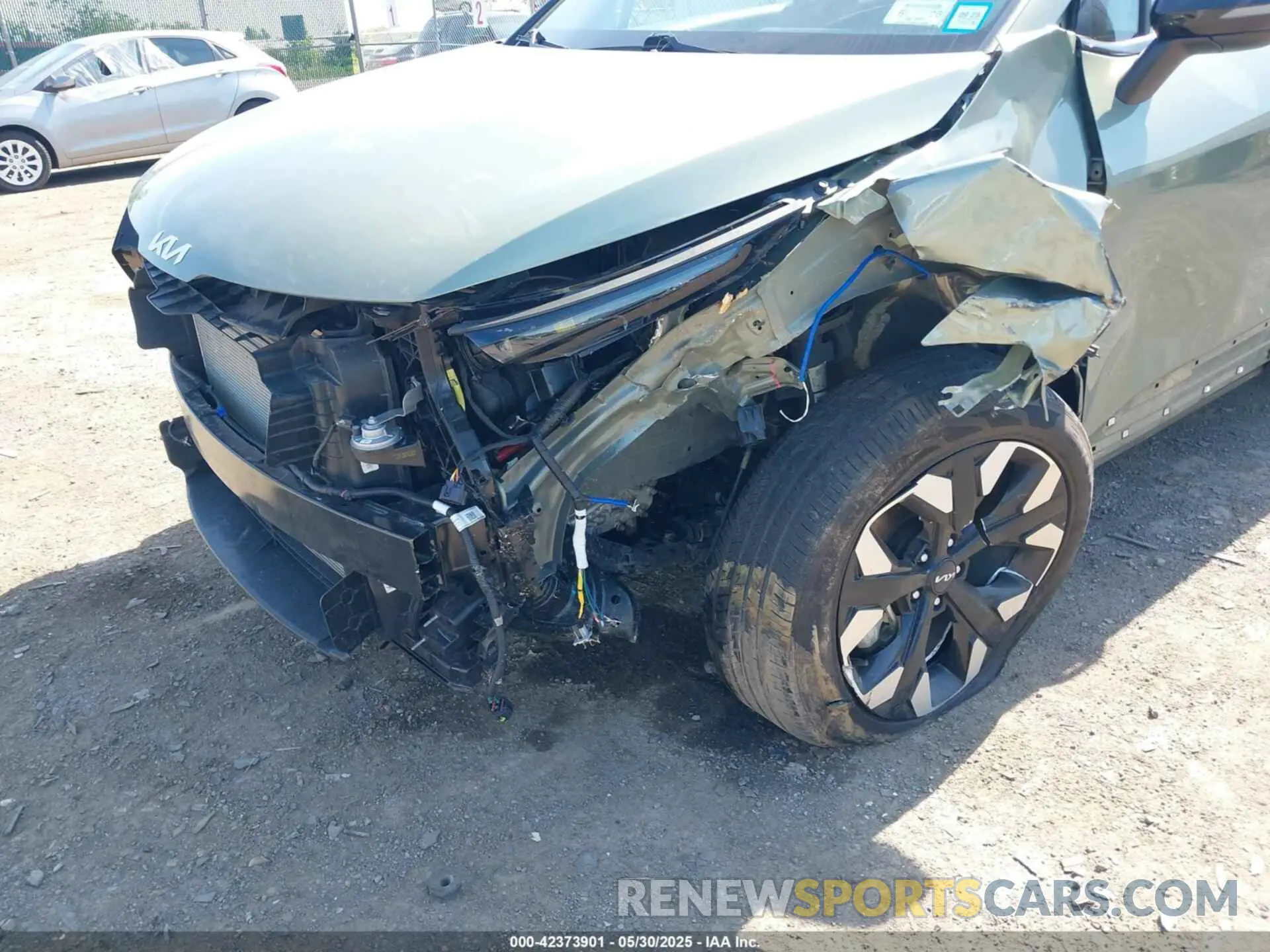 6 Photograph of a damaged car 5XYK6CDF4RG146349 KIA SPORTAGE 2024