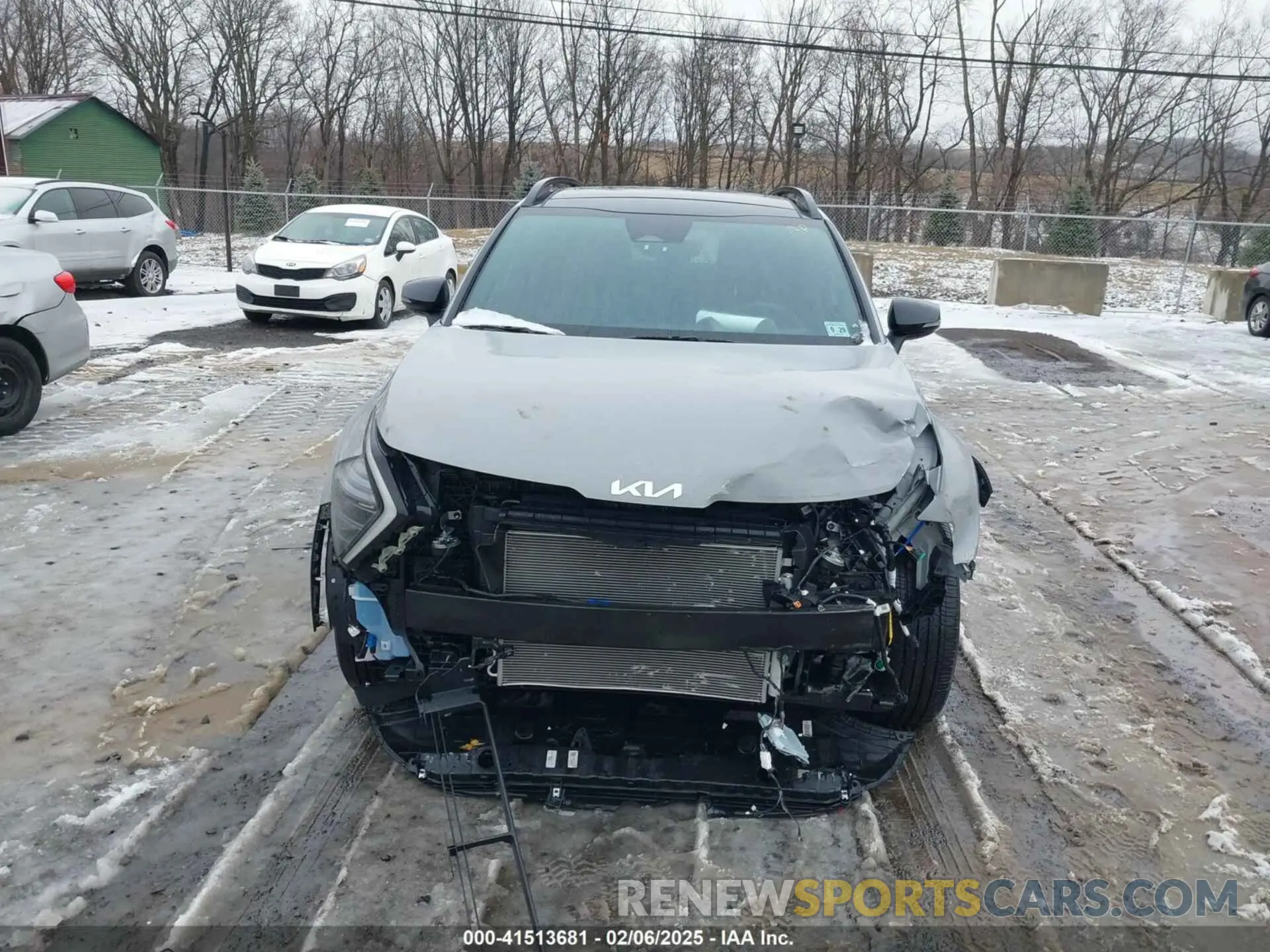 12 Photograph of a damaged car 5XYK6CDF5RG227554 KIA SPORTAGE 2024