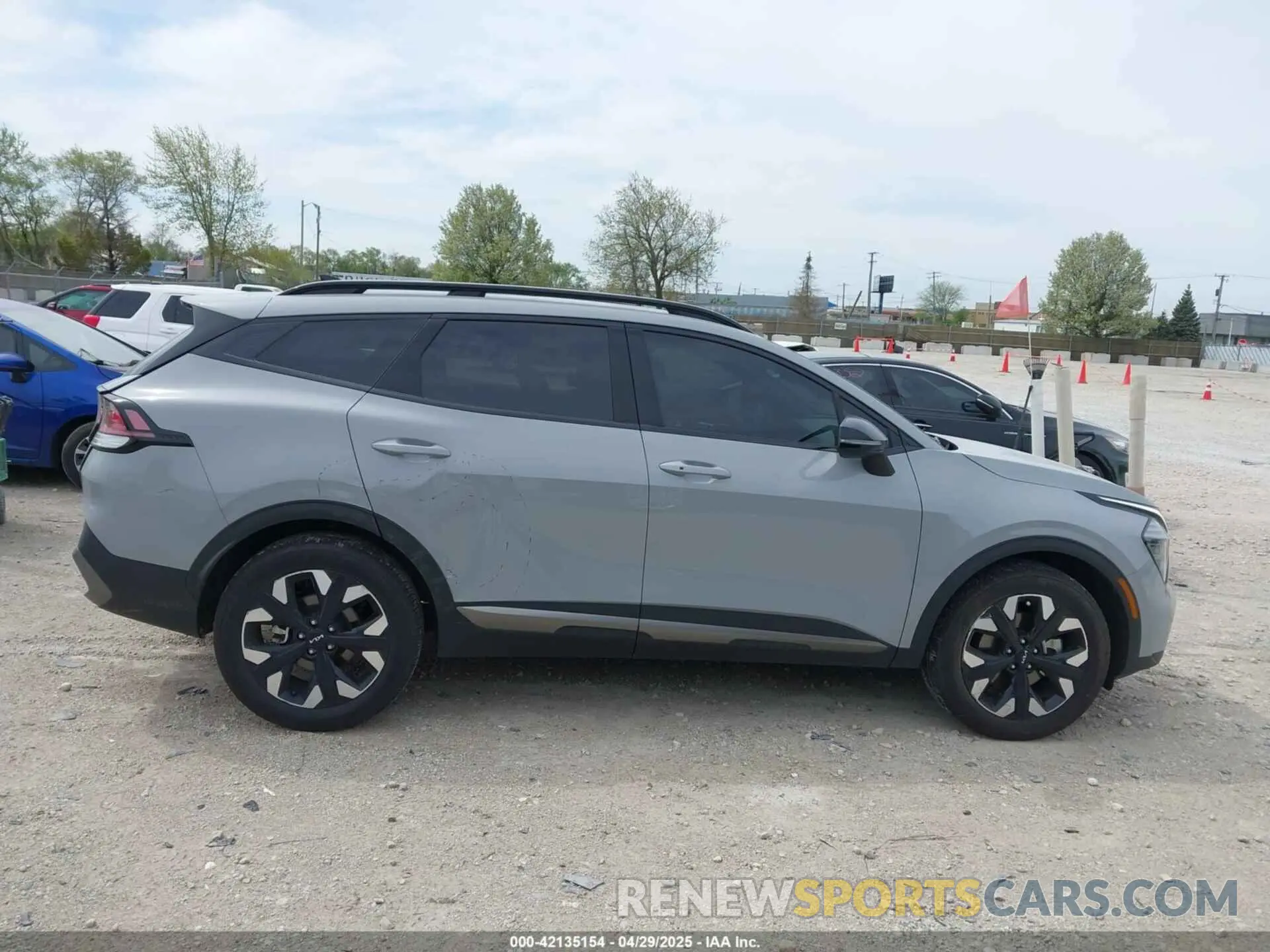 13 Photograph of a damaged car 5XYK6CDF6RG154968 KIA SPORTAGE 2024