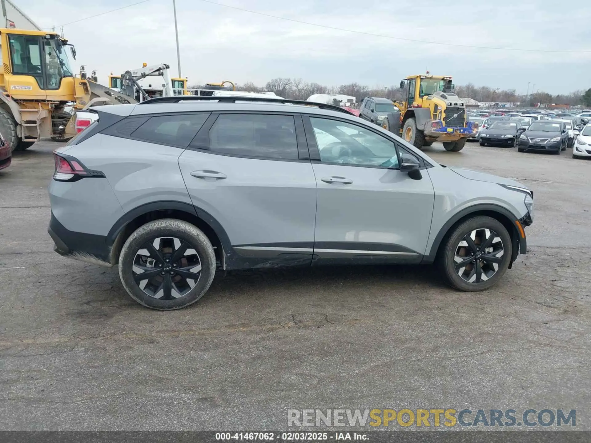 13 Photograph of a damaged car 5XYK6CDF6RG165047 KIA SPORTAGE 2024