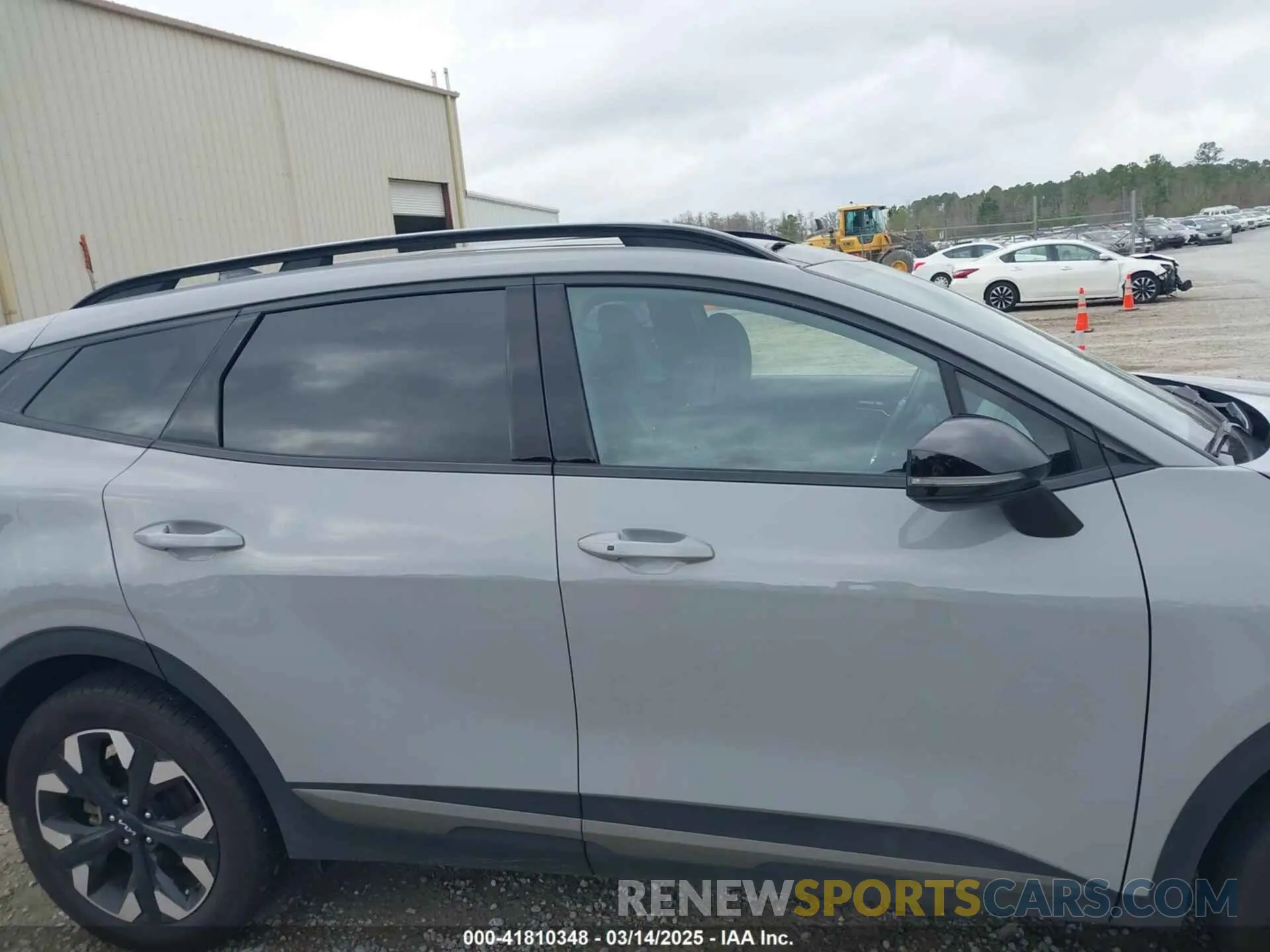 13 Photograph of a damaged car 5XYK6CDF6RG171415 KIA SPORTAGE 2024