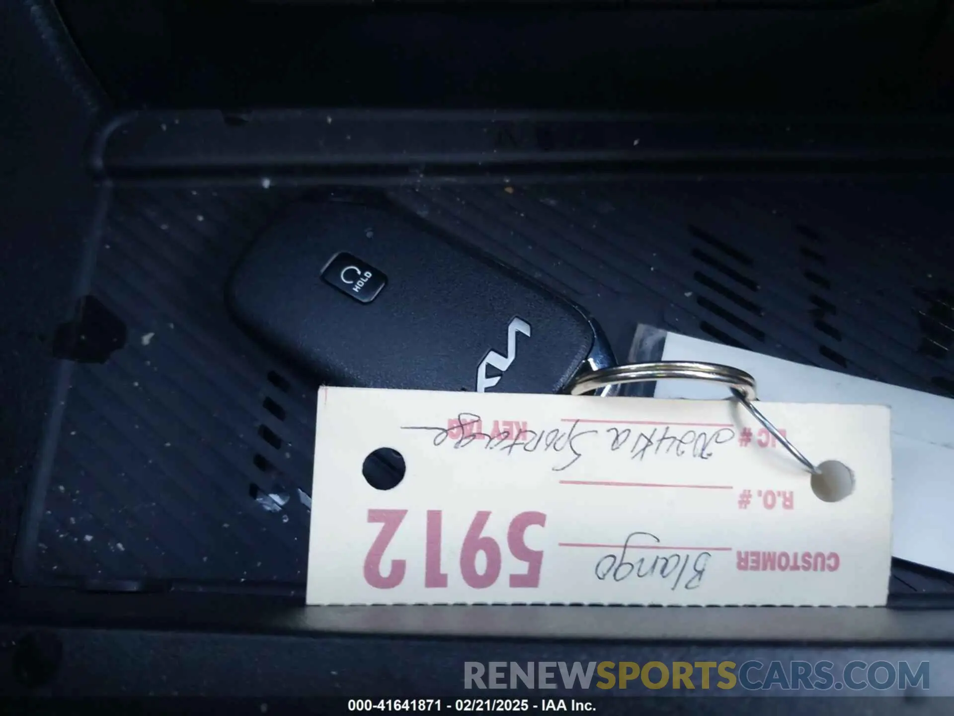 11 Photograph of a damaged car 5XYK6CDF6RG223500 KIA SPORTAGE 2024