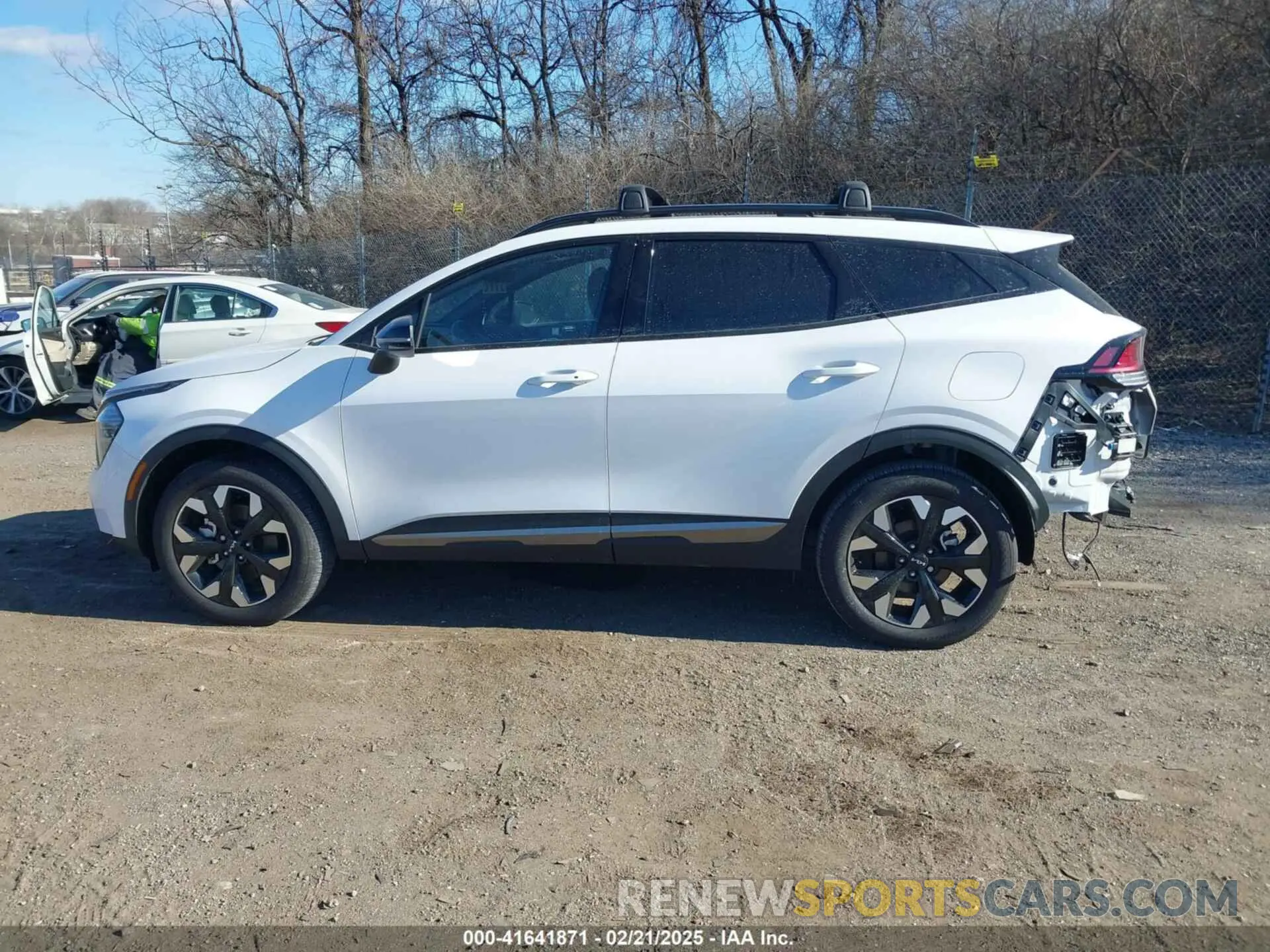 15 Photograph of a damaged car 5XYK6CDF6RG223500 KIA SPORTAGE 2024