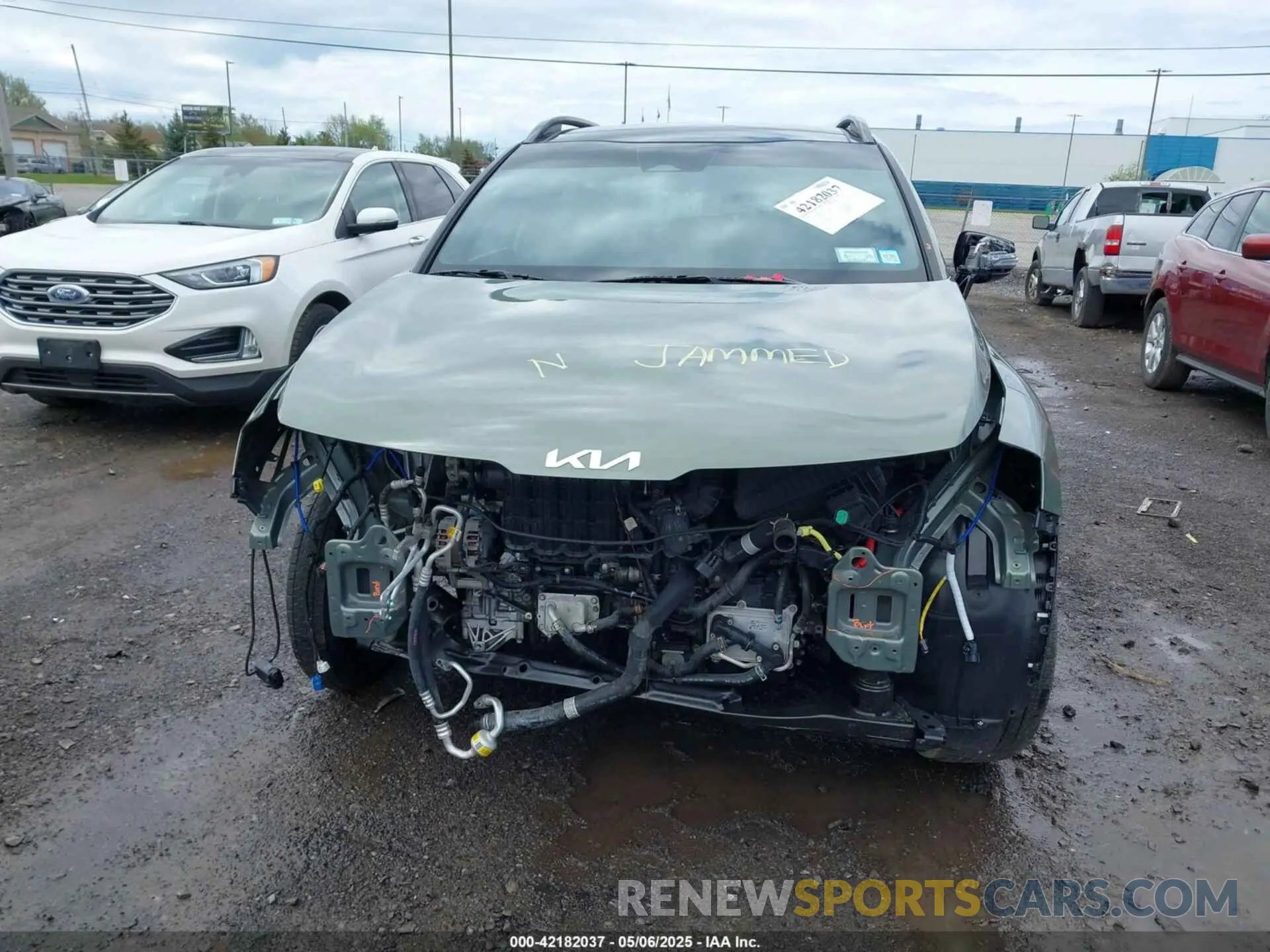 11 Photograph of a damaged car 5XYK6CDF8RG142417 KIA SPORTAGE 2024