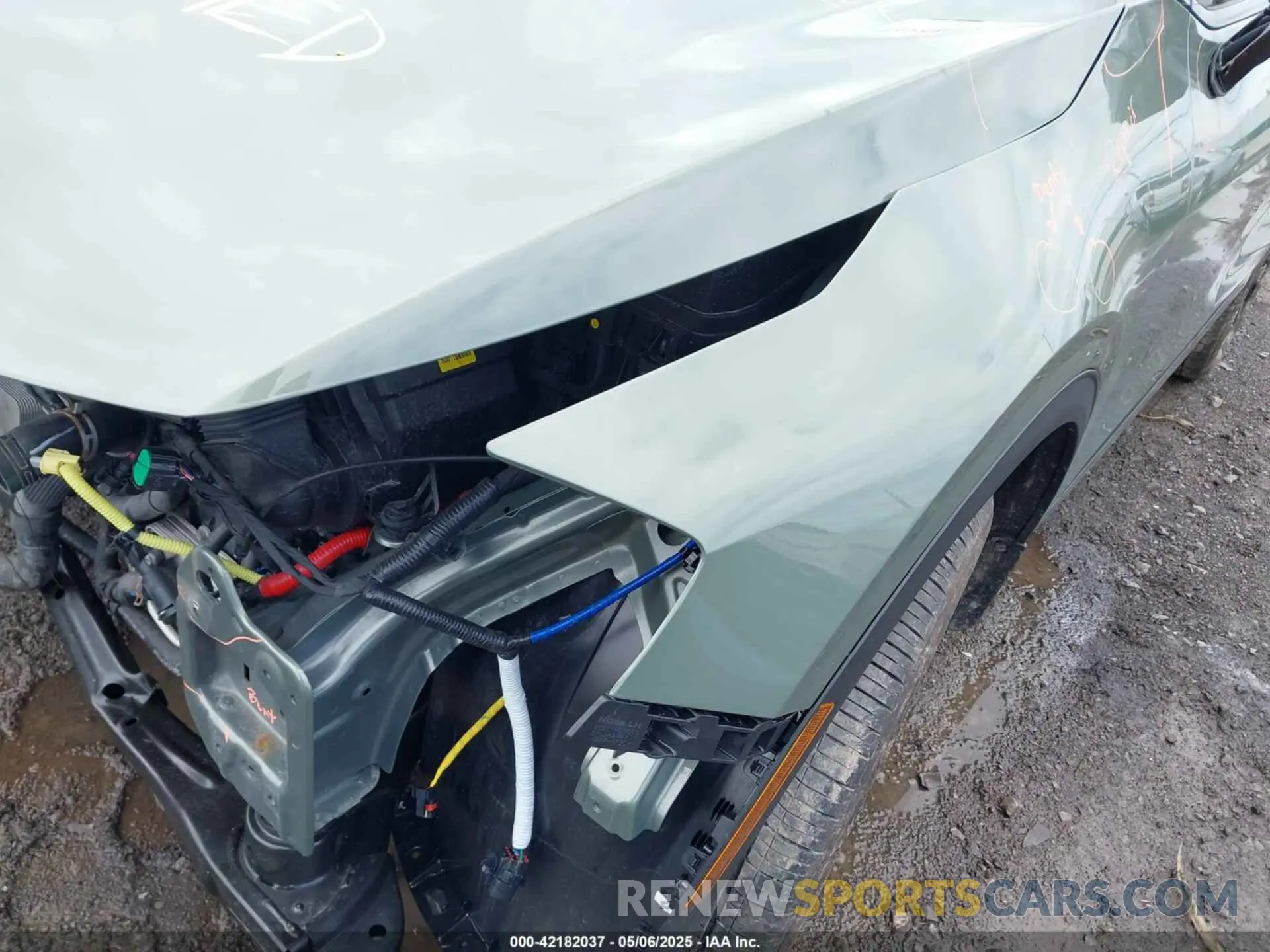 16 Photograph of a damaged car 5XYK6CDF8RG142417 KIA SPORTAGE 2024