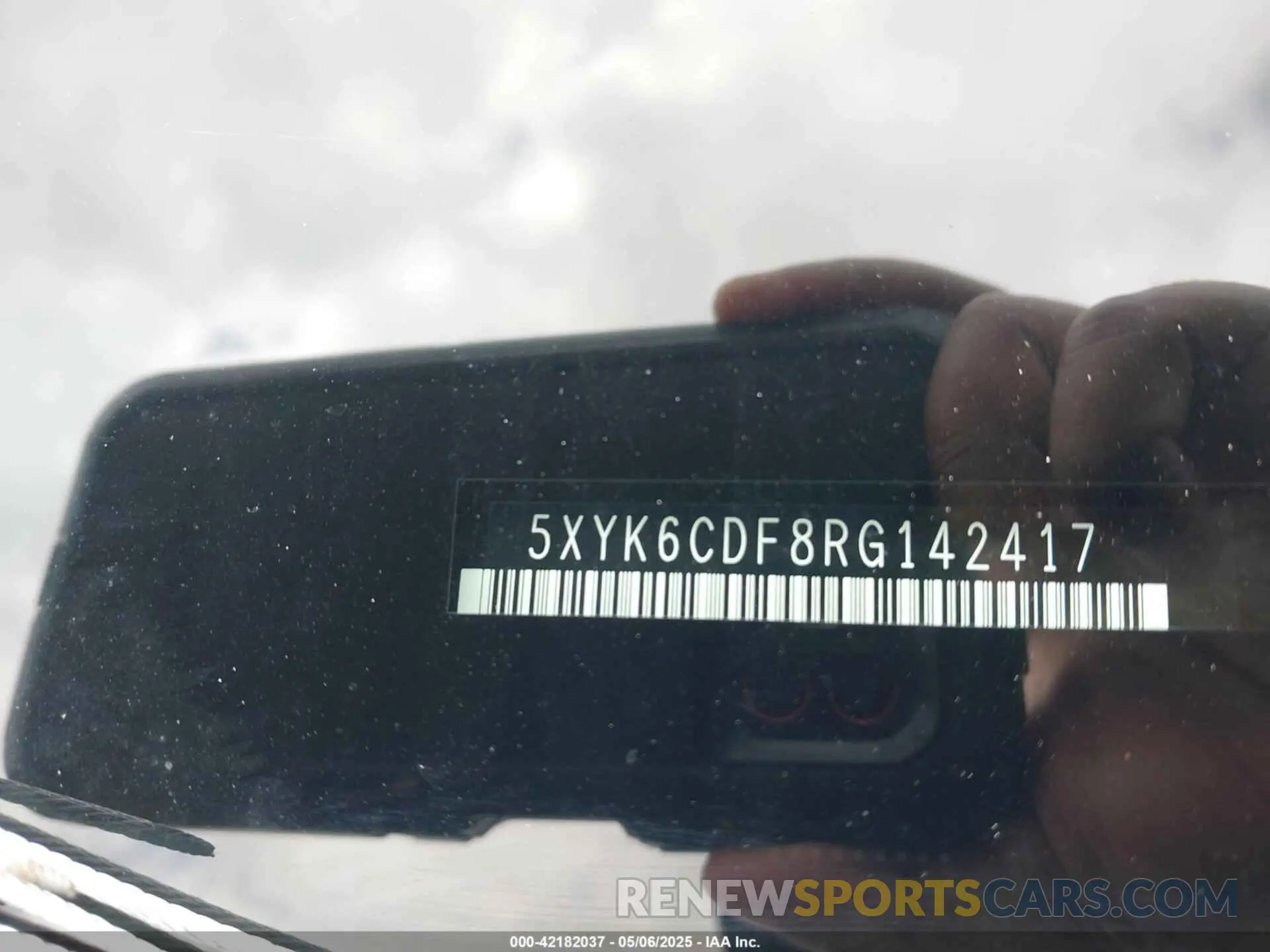 9 Photograph of a damaged car 5XYK6CDF8RG142417 KIA SPORTAGE 2024