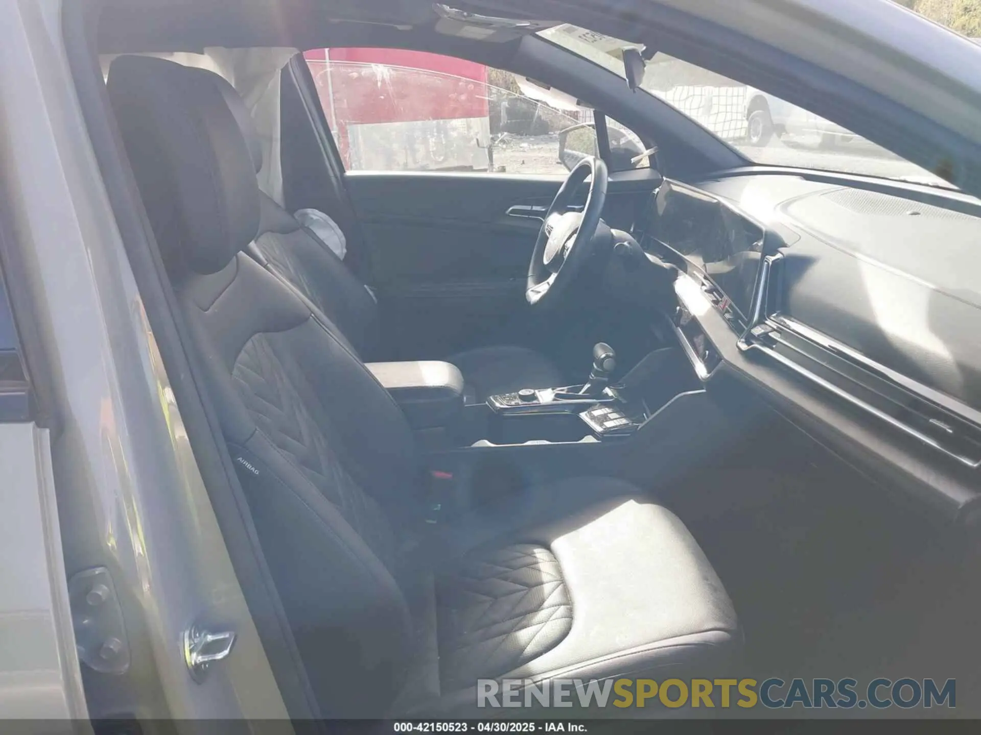 5 Photograph of a damaged car 5XYK6CDFXRG173622 KIA SPORTAGE 2024