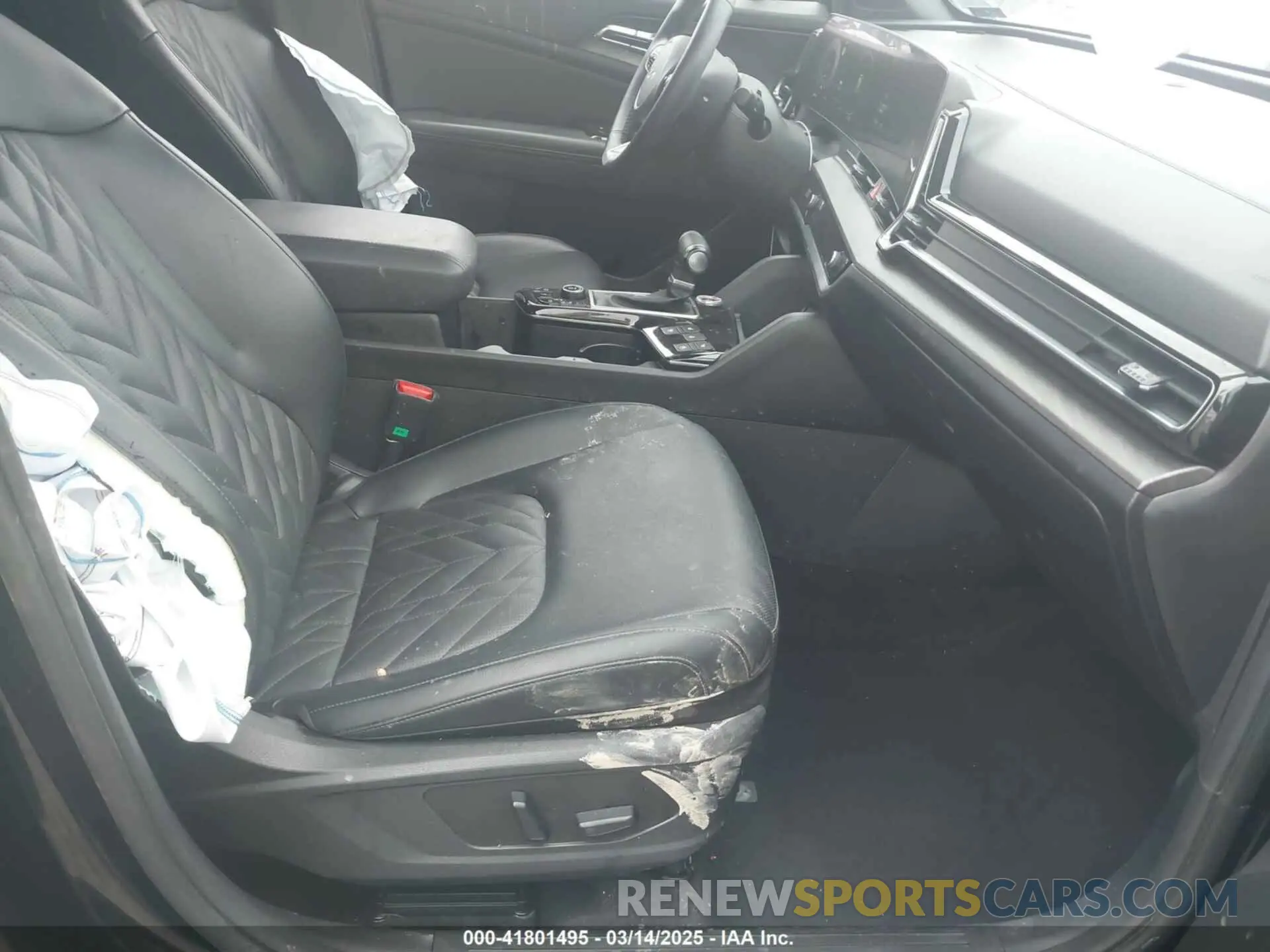 5 Photograph of a damaged car 5XYK7CDF7RG170285 KIA SPORTAGE 2024