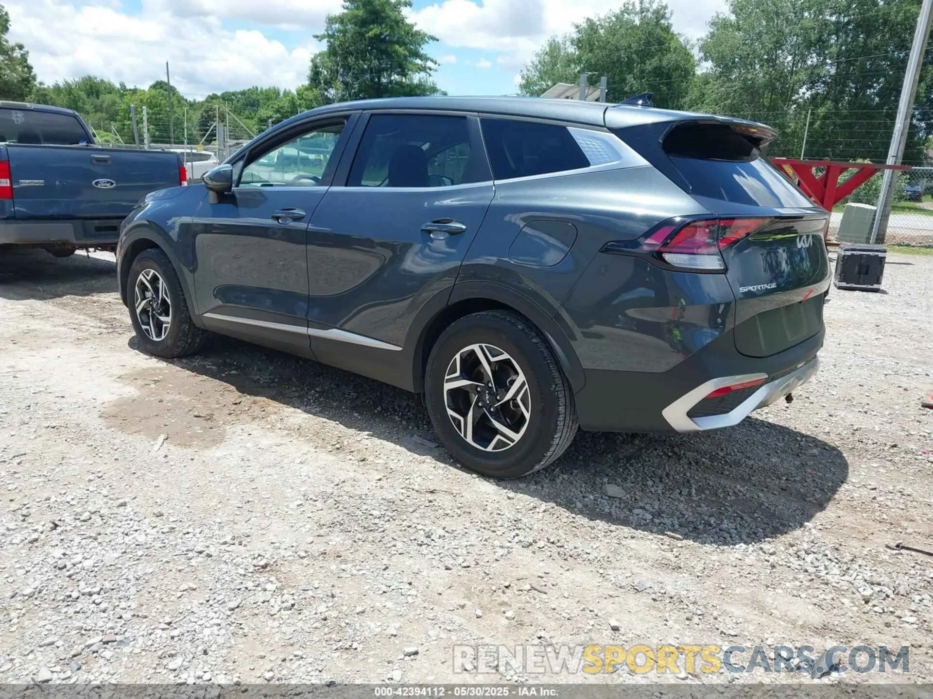 3 Photograph of a damaged car KNDPU3DF0R7296788 KIA SPORTAGE 2024